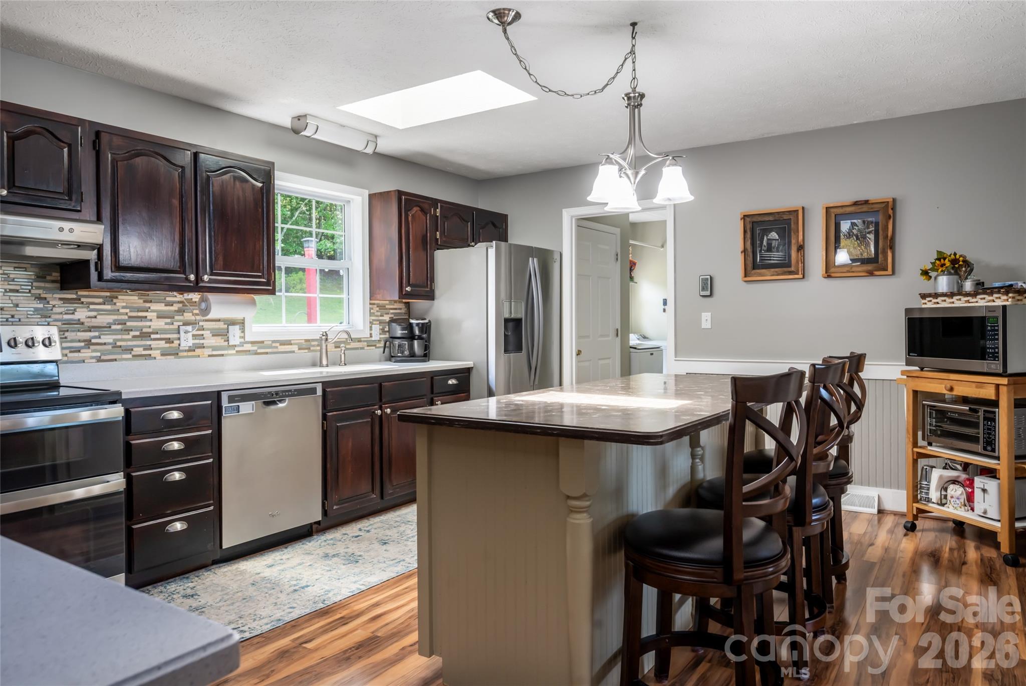 40 Meadow Drive — Horse Shoe