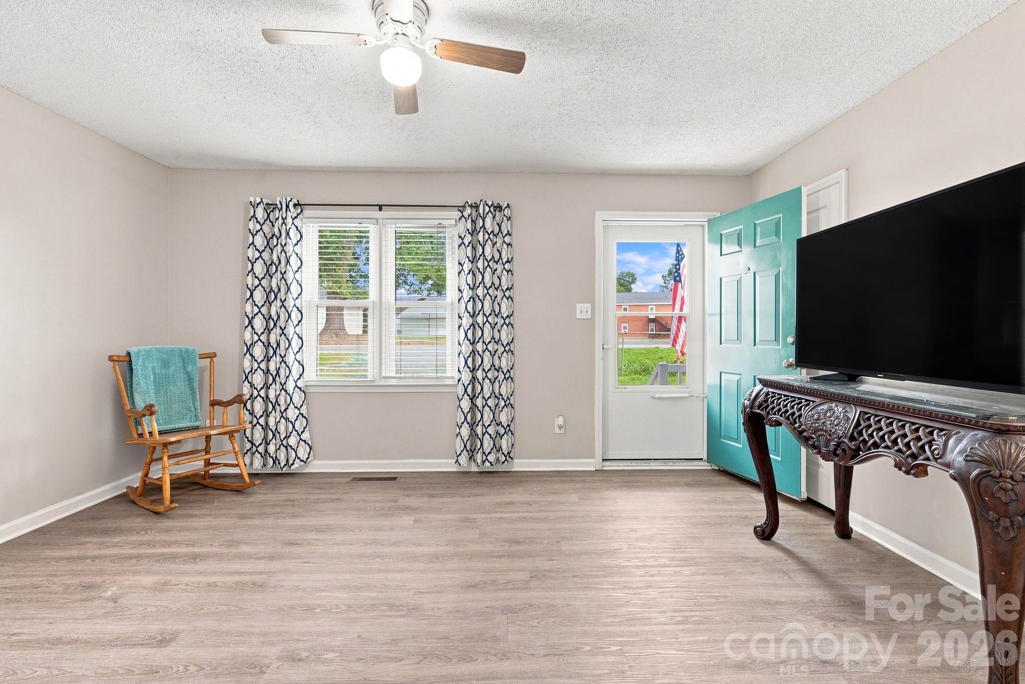 323 Avery Avenue — High Point