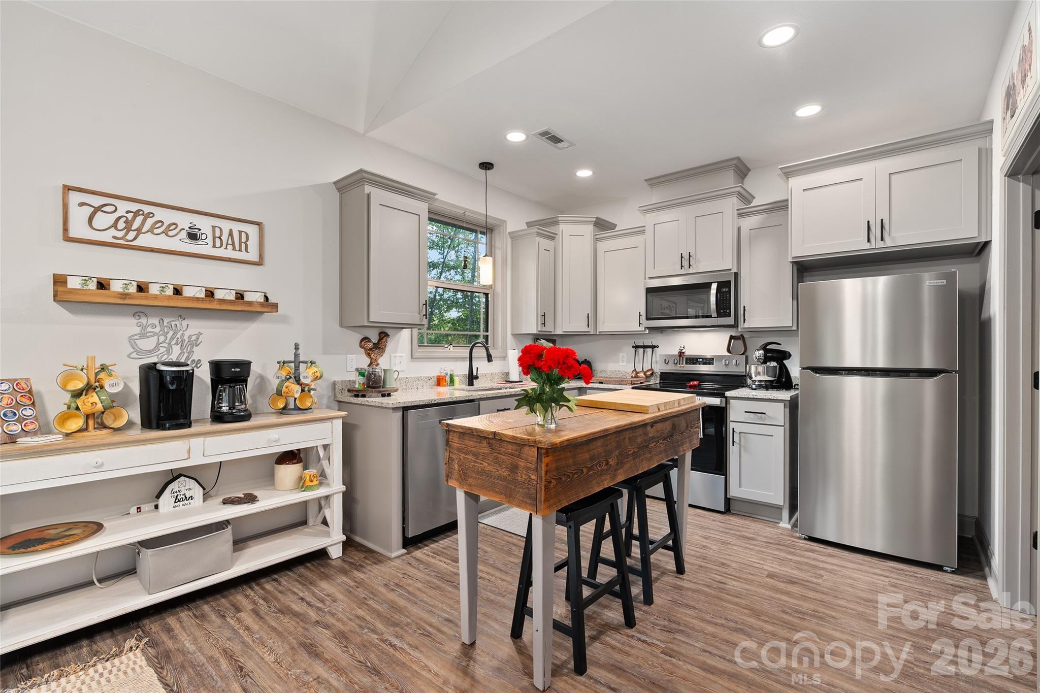 545 Twinbrook Lane — Maggie Valley
