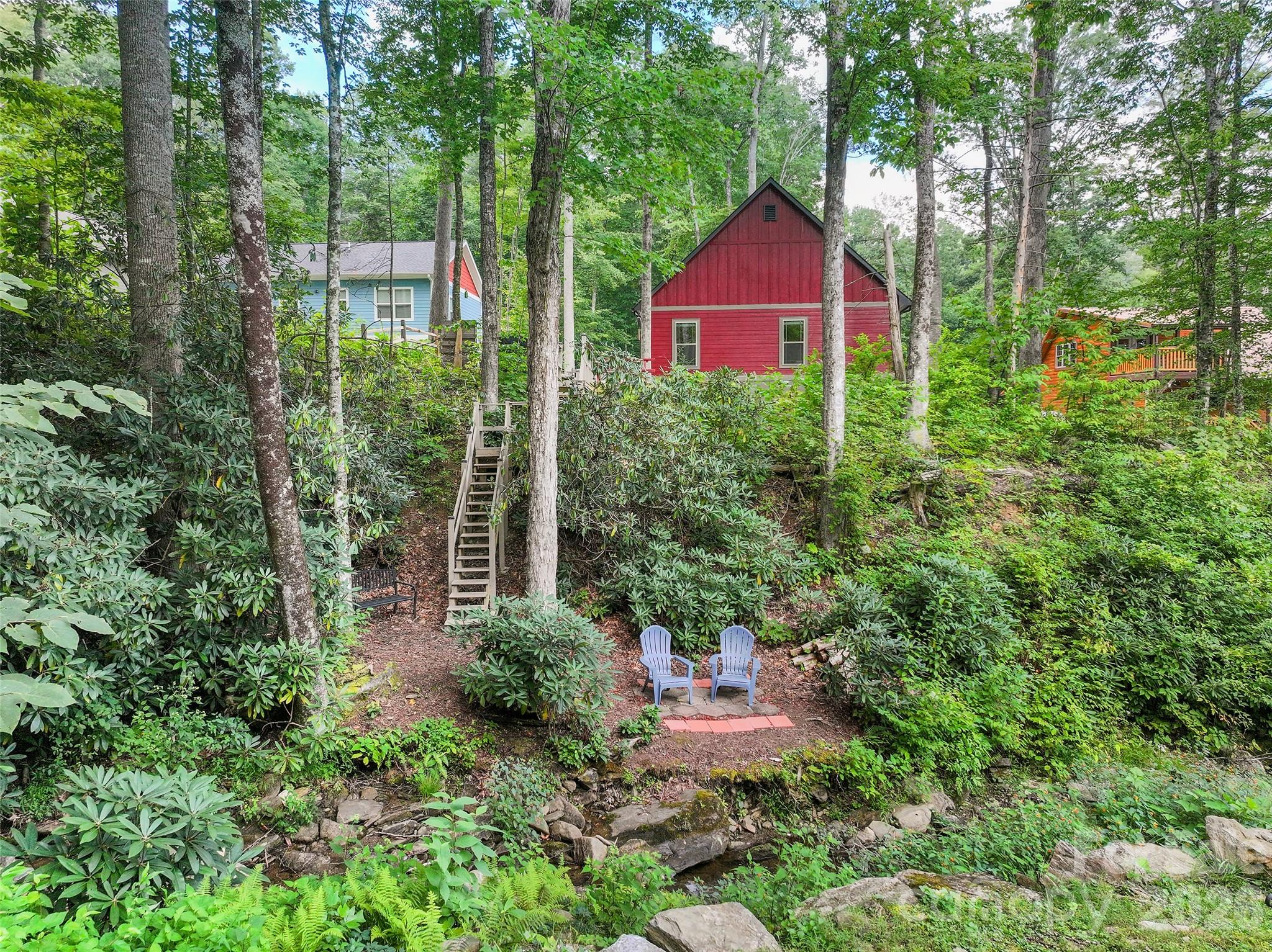 545 Twinbrook Lane — Maggie Valley