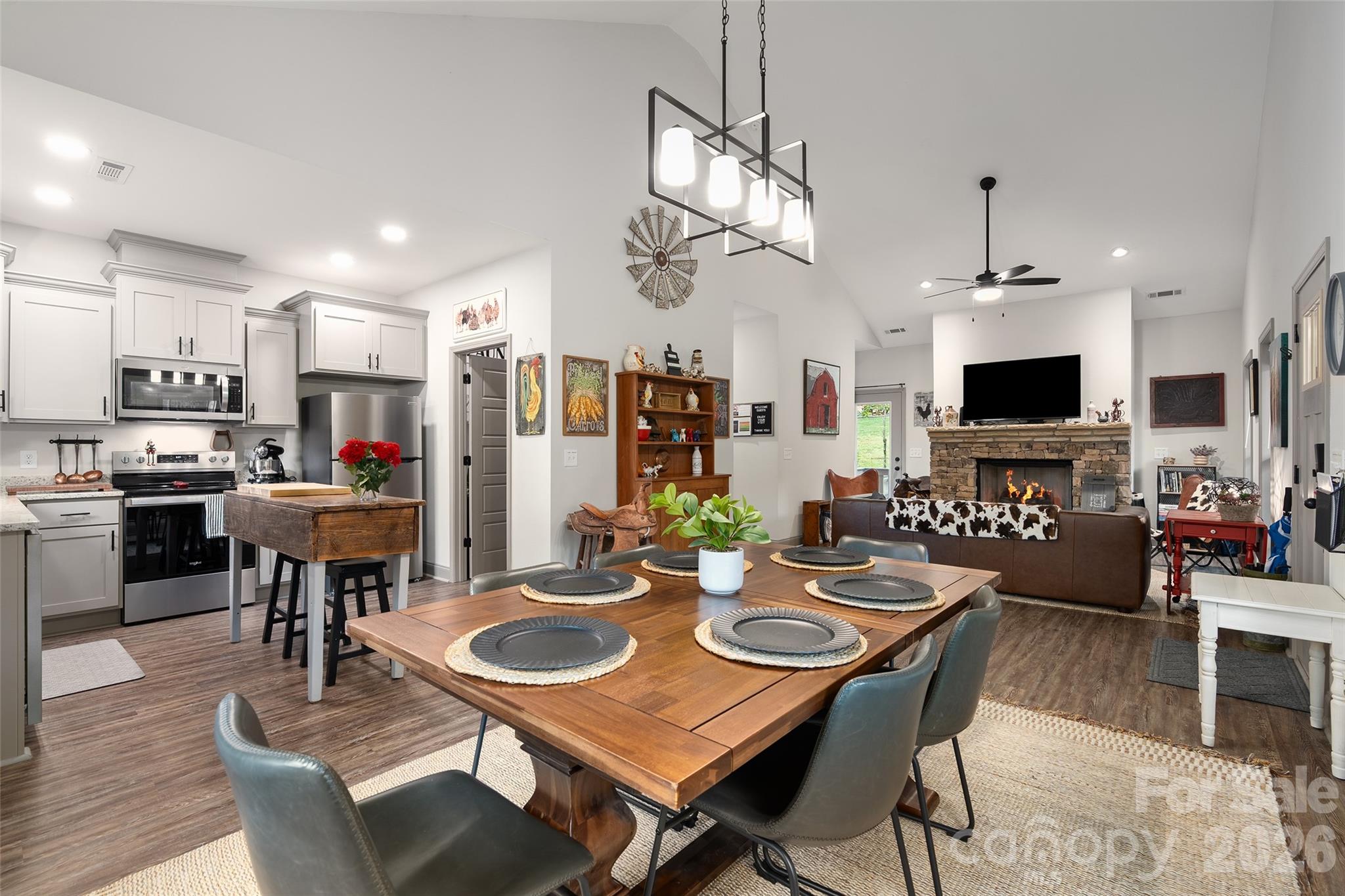 545 Twinbrook Lane — Maggie Valley