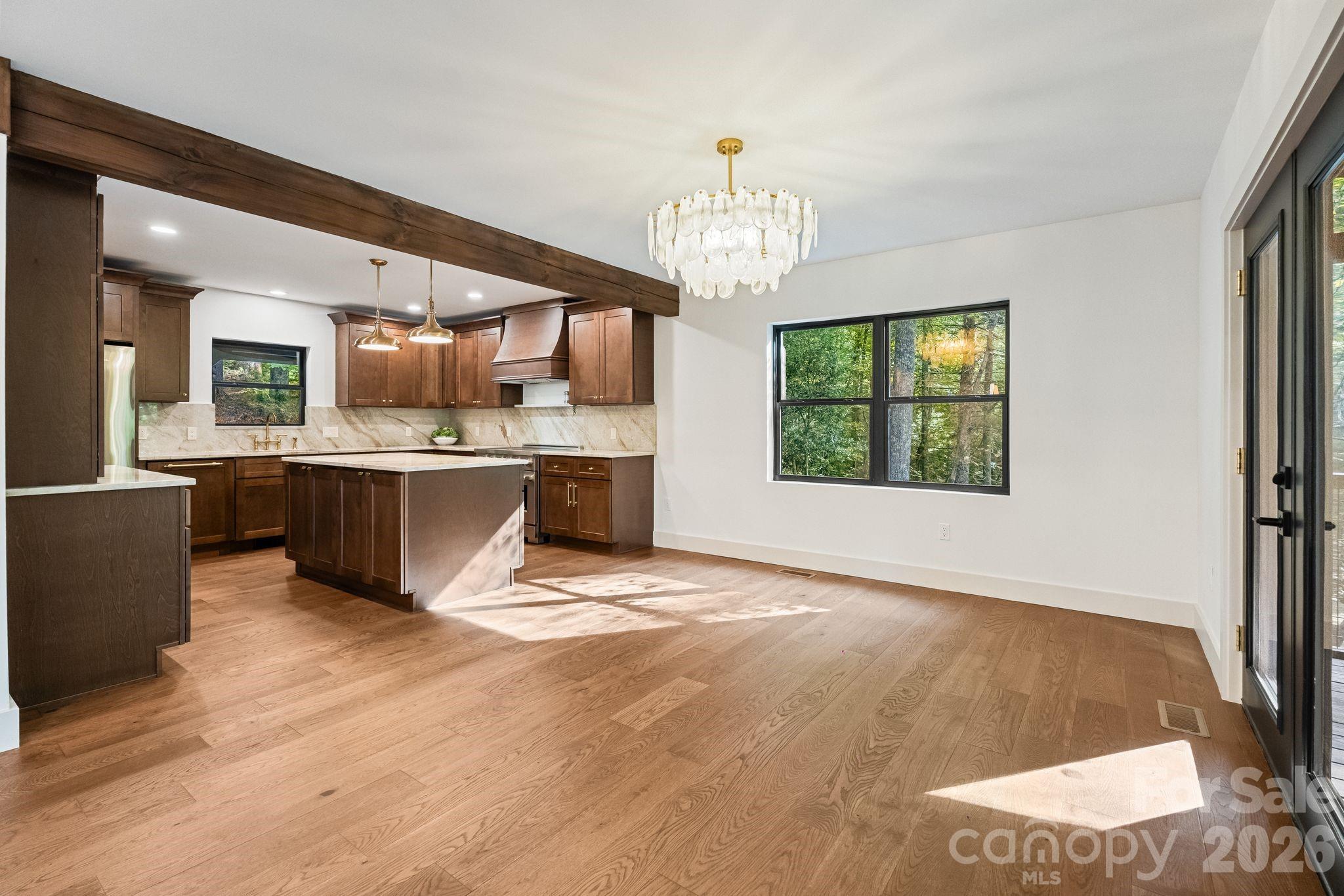 40 Boulder Lane — Hendersonville
