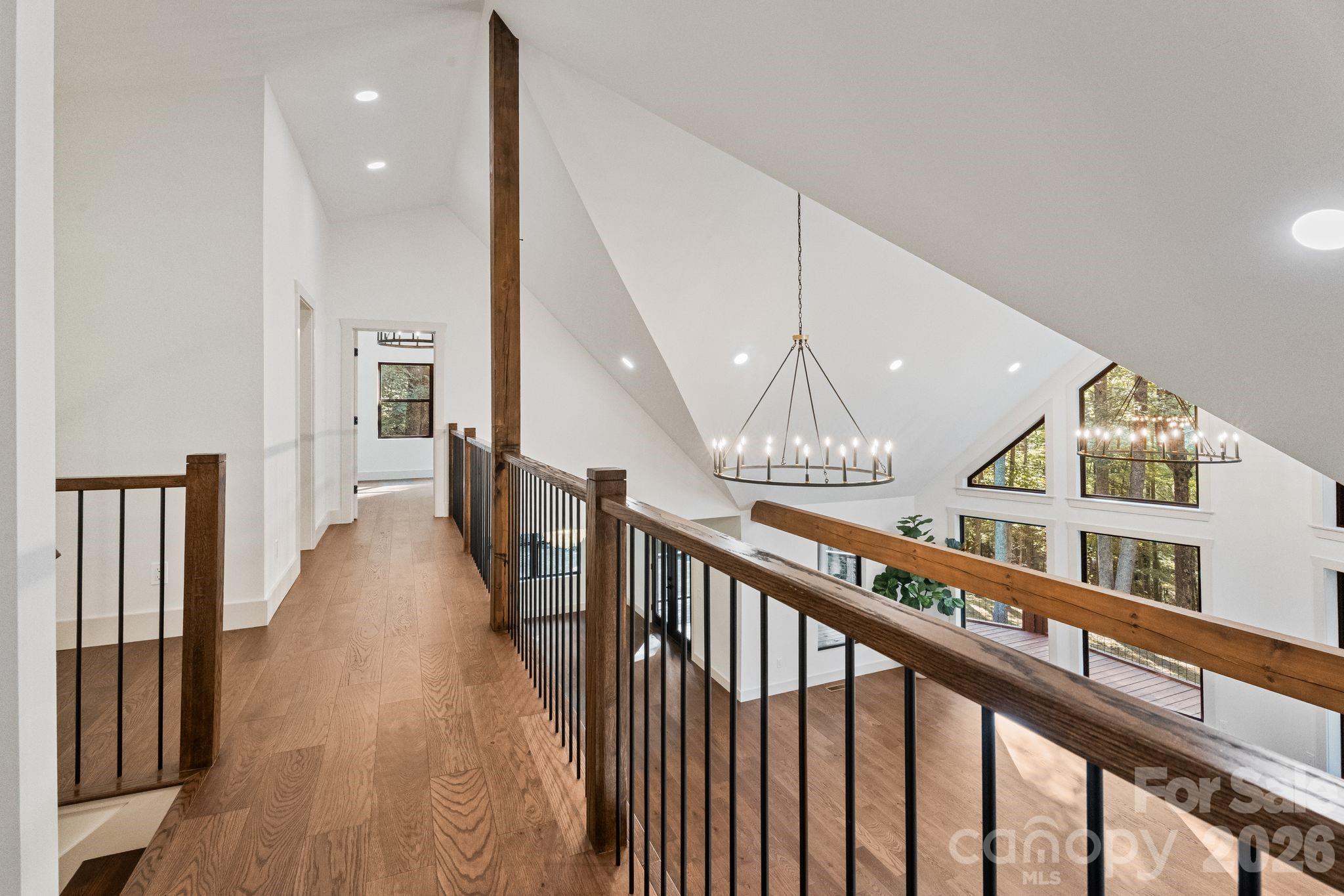 40 Boulder Lane — Hendersonville