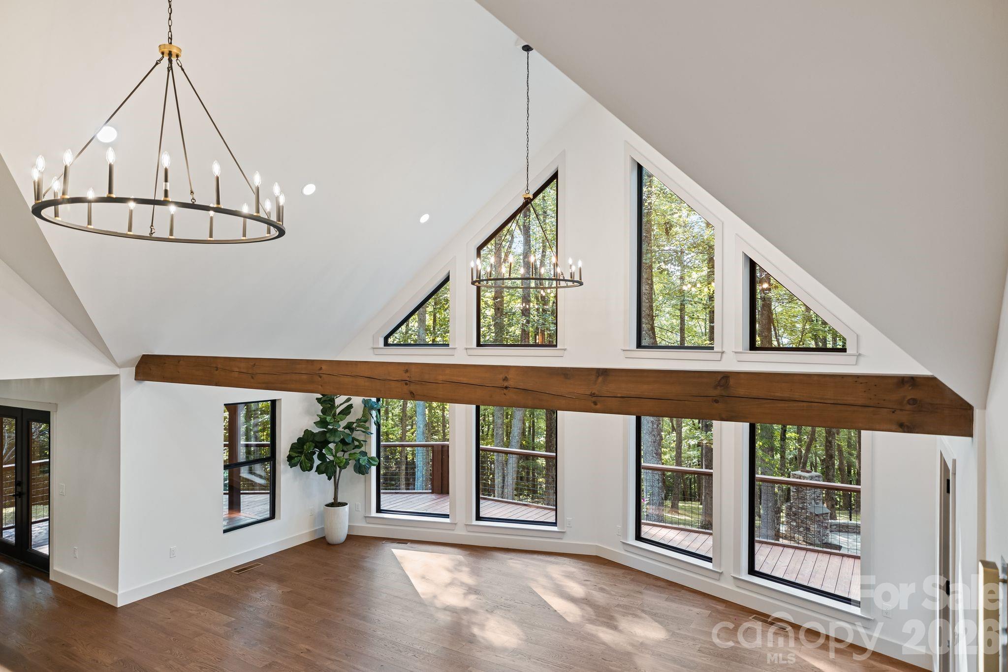40 Boulder Lane — Hendersonville