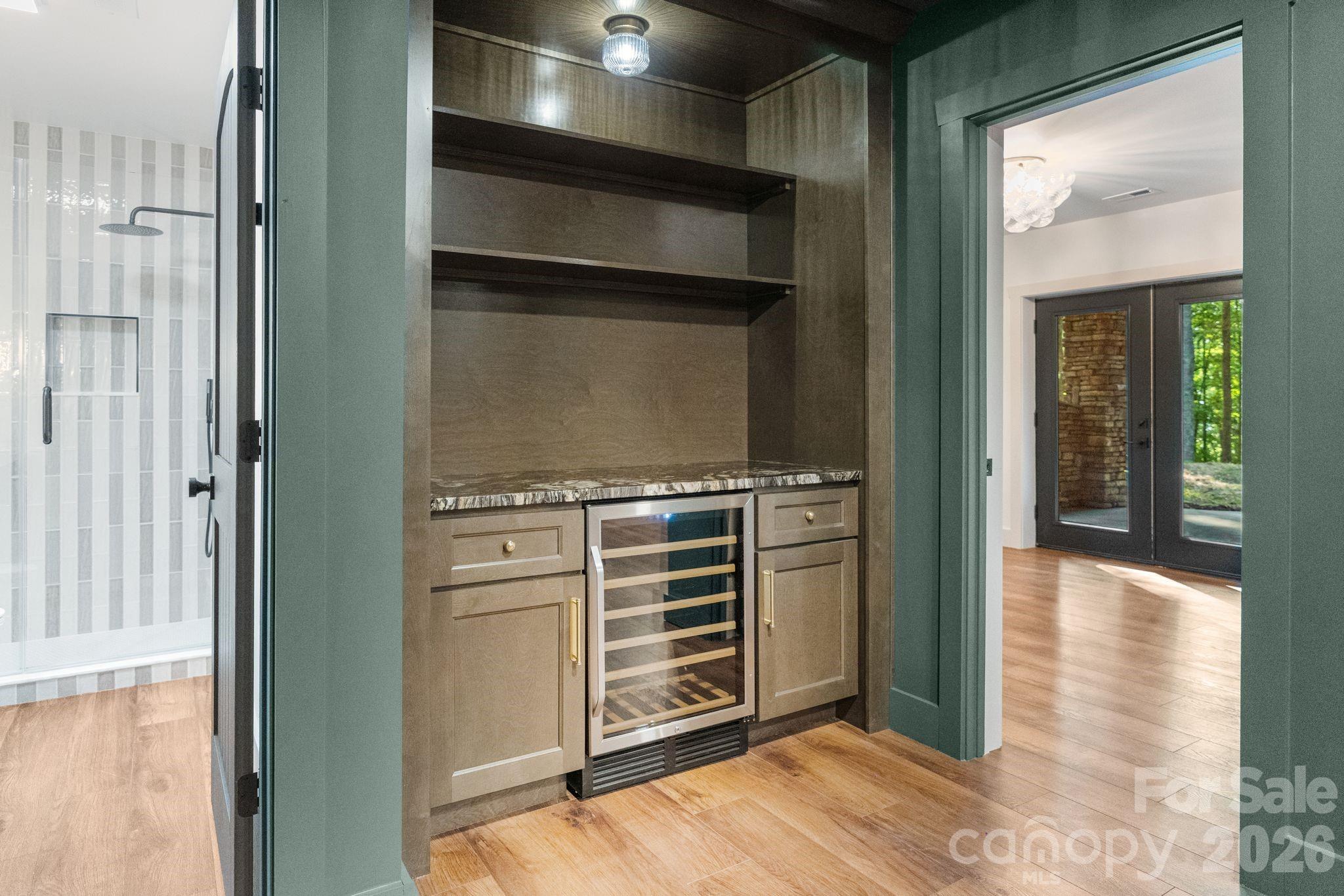 40 Boulder Lane — Hendersonville