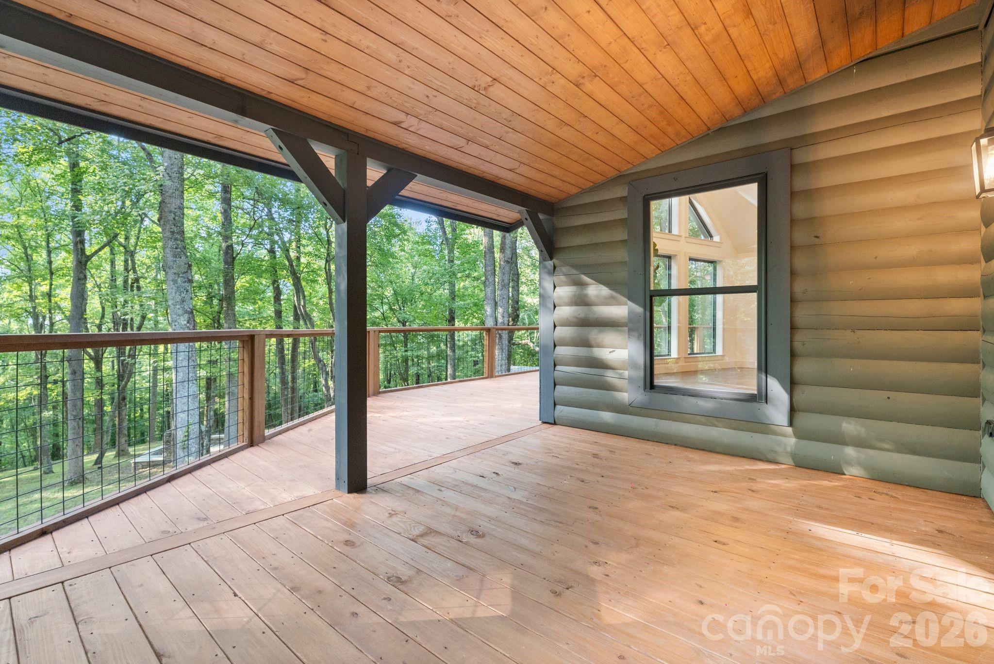 40 Boulder Lane — Hendersonville