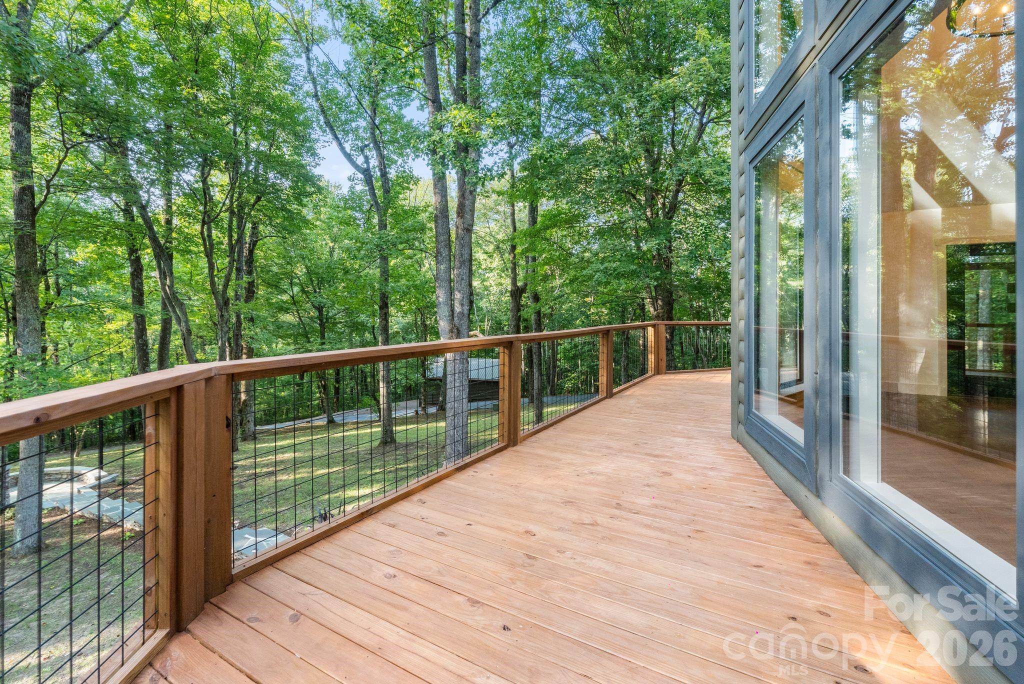 40 Boulder Lane — Hendersonville