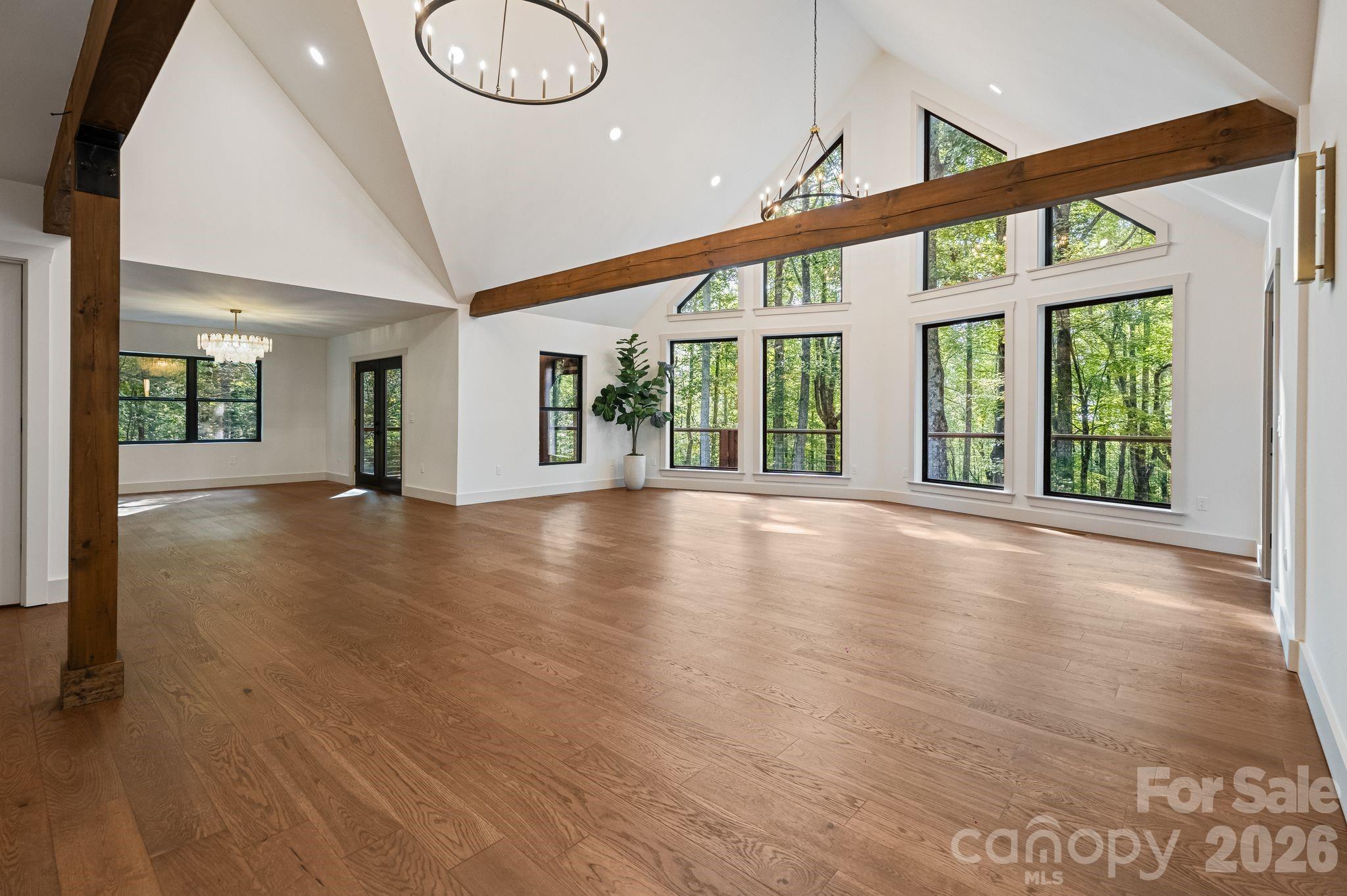 40 Boulder Lane — Hendersonville