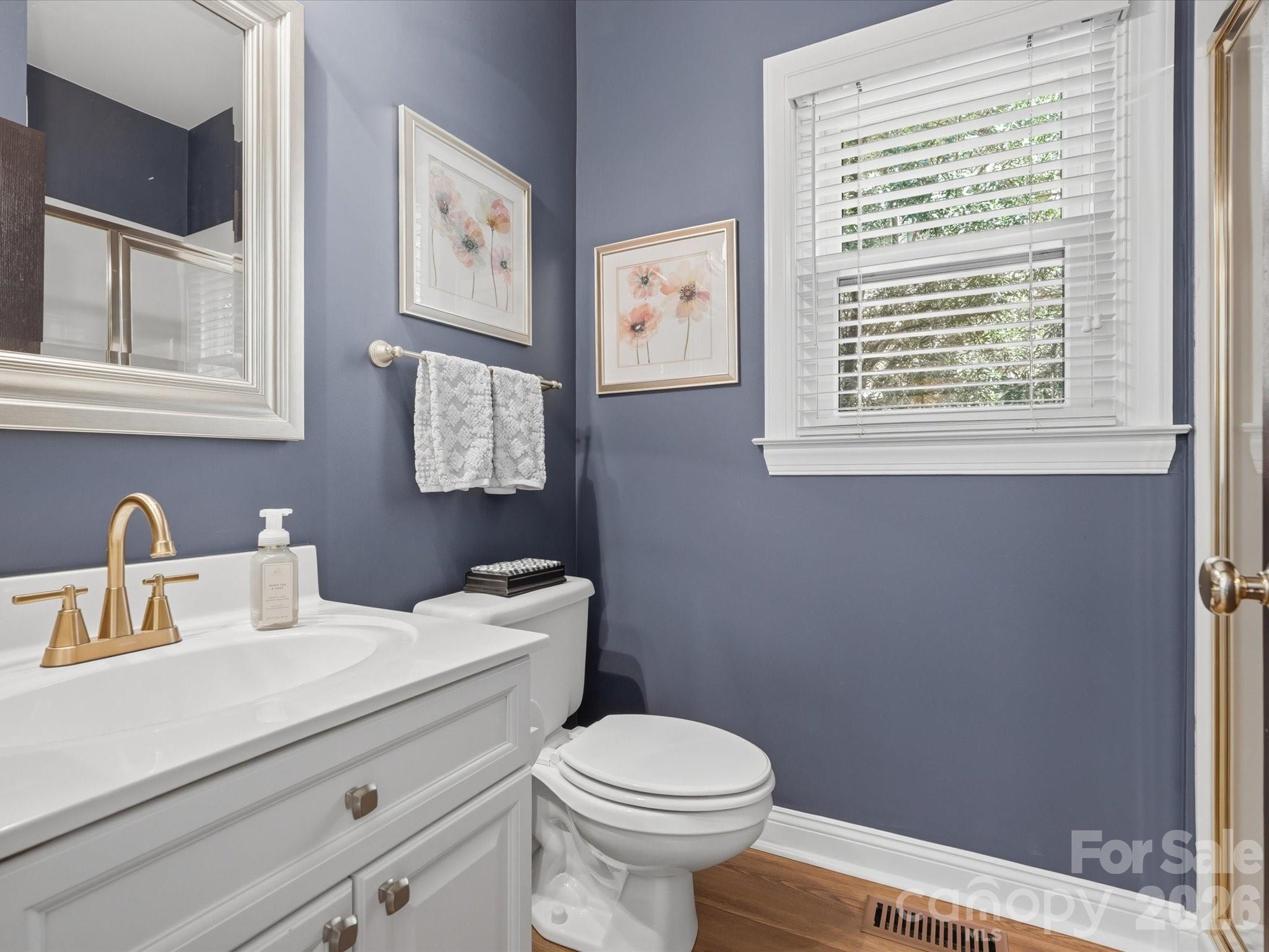 3427 Twelve Oaks Place — Charlotte
