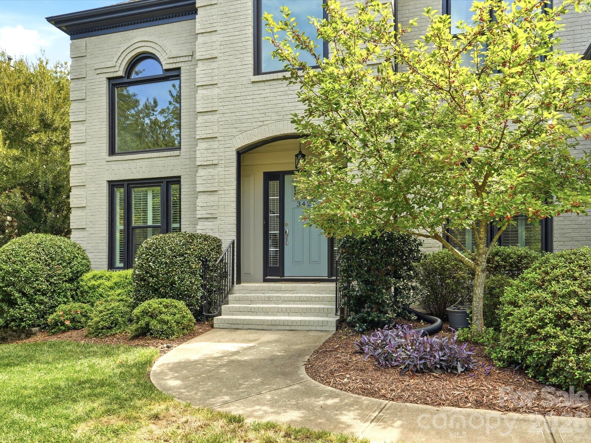 3427 Twelve Oaks Place — Charlotte
