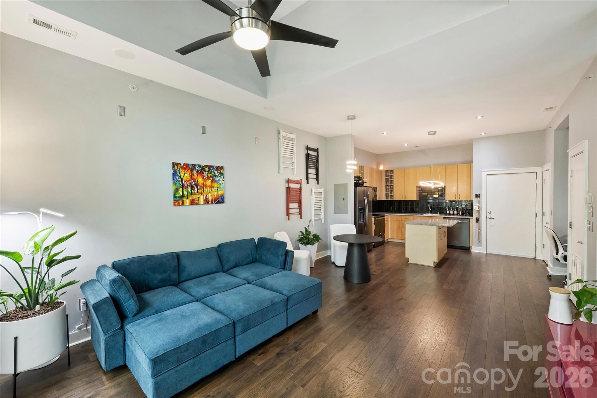 694 N Davidson Street — Charlotte