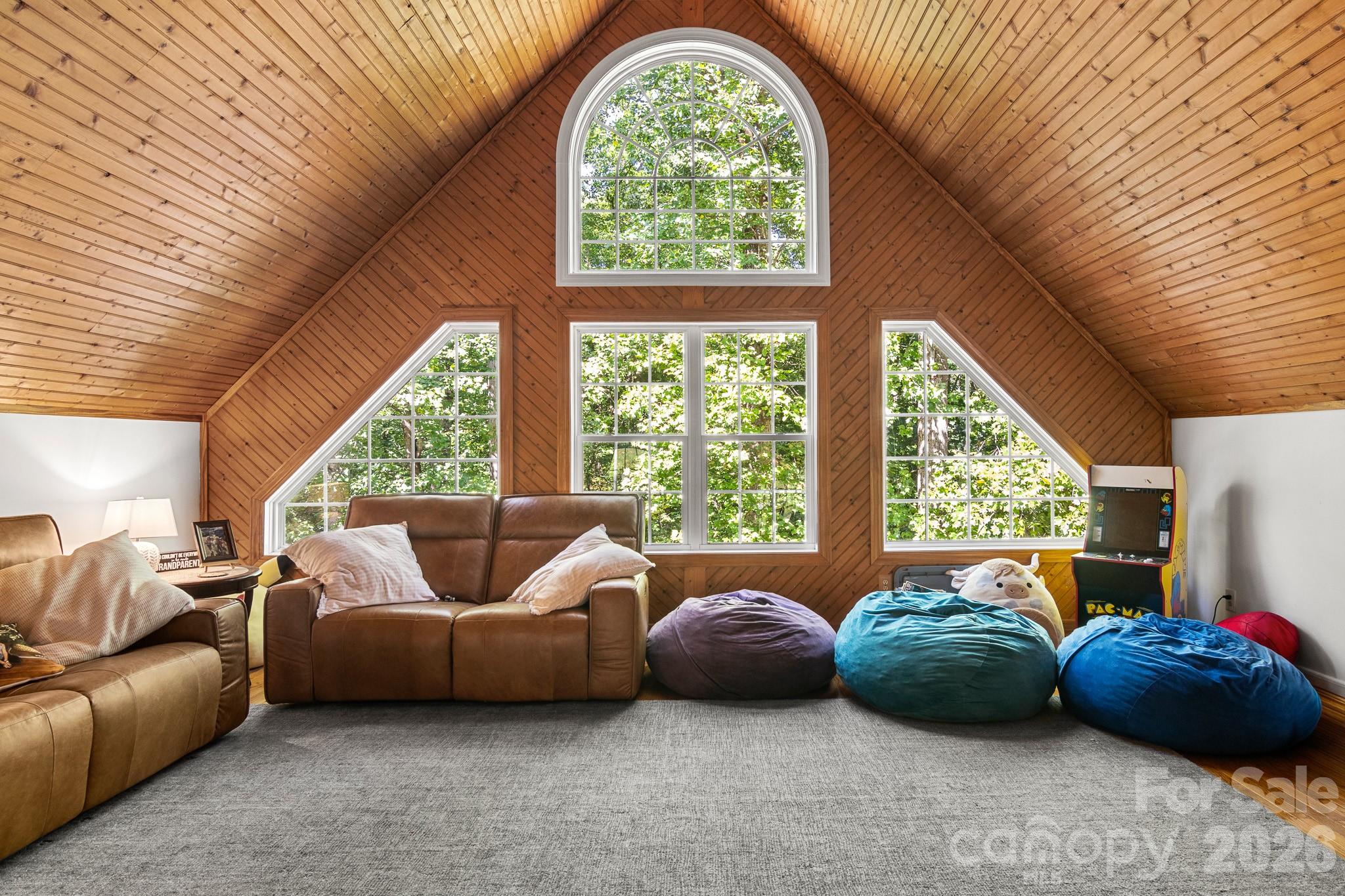 613 Perry Road — Troutman