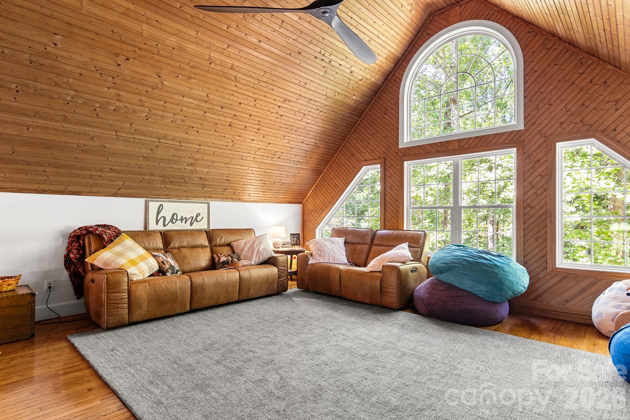 613 Perry Road — Troutman