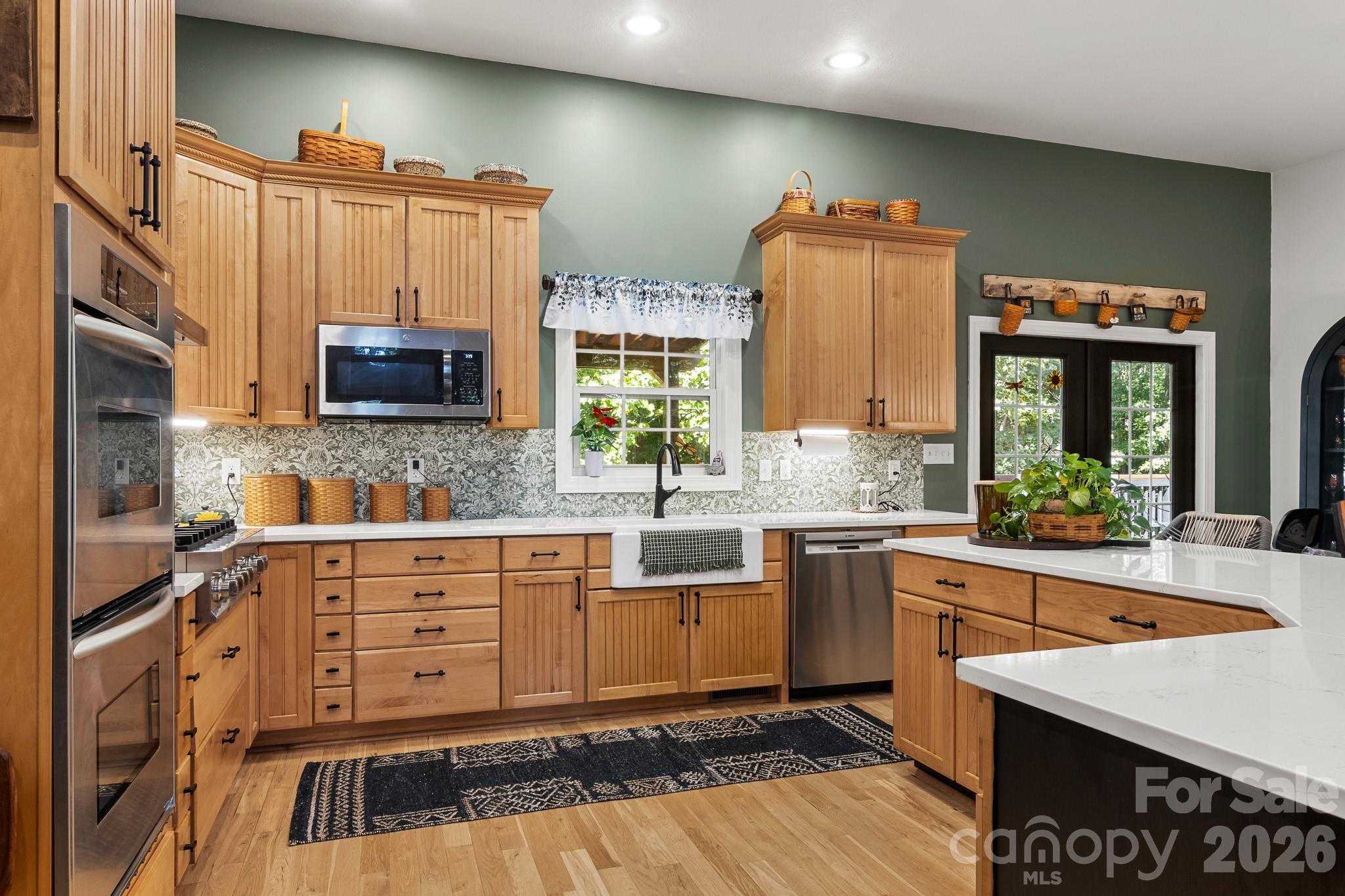613 Perry Road — Troutman