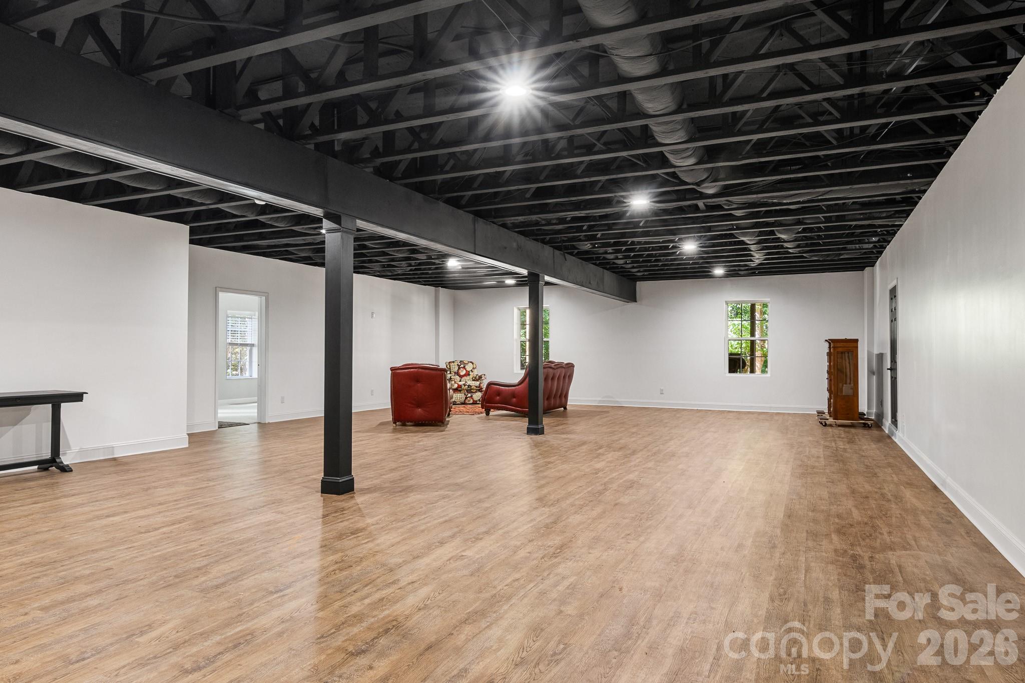 613 Perry Road — Troutman