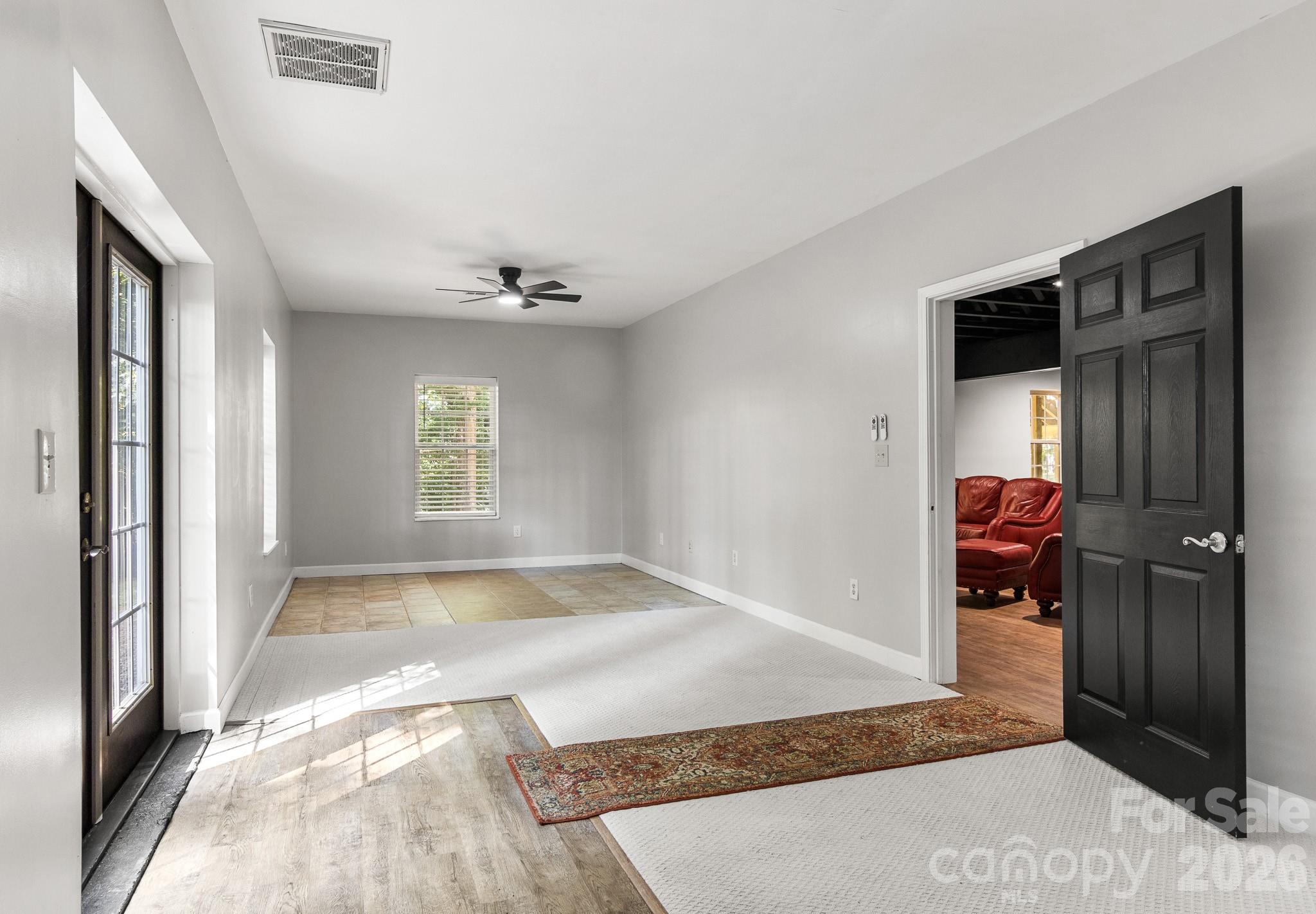 613 Perry Road — Troutman