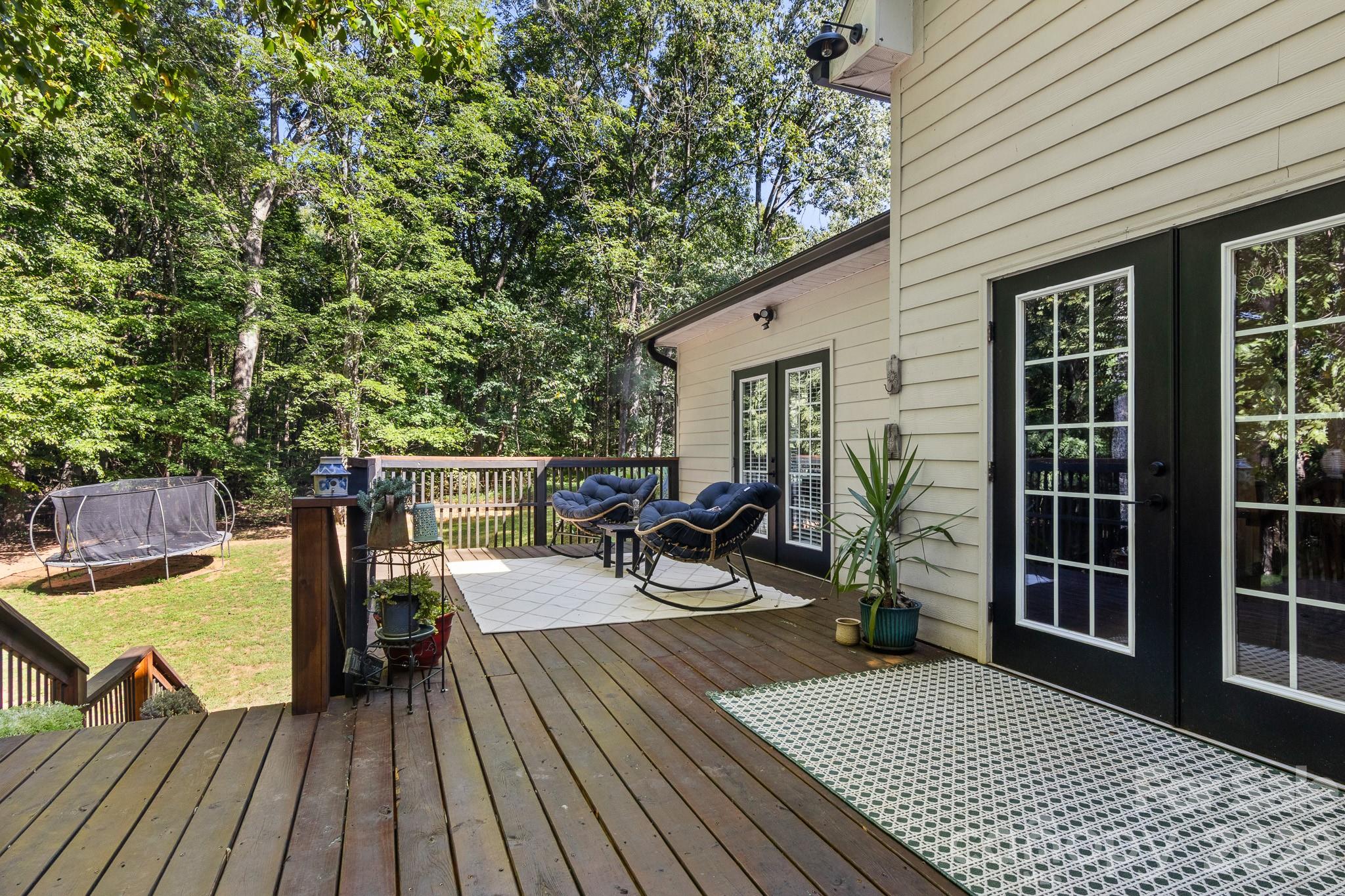 613 Perry Road — Troutman