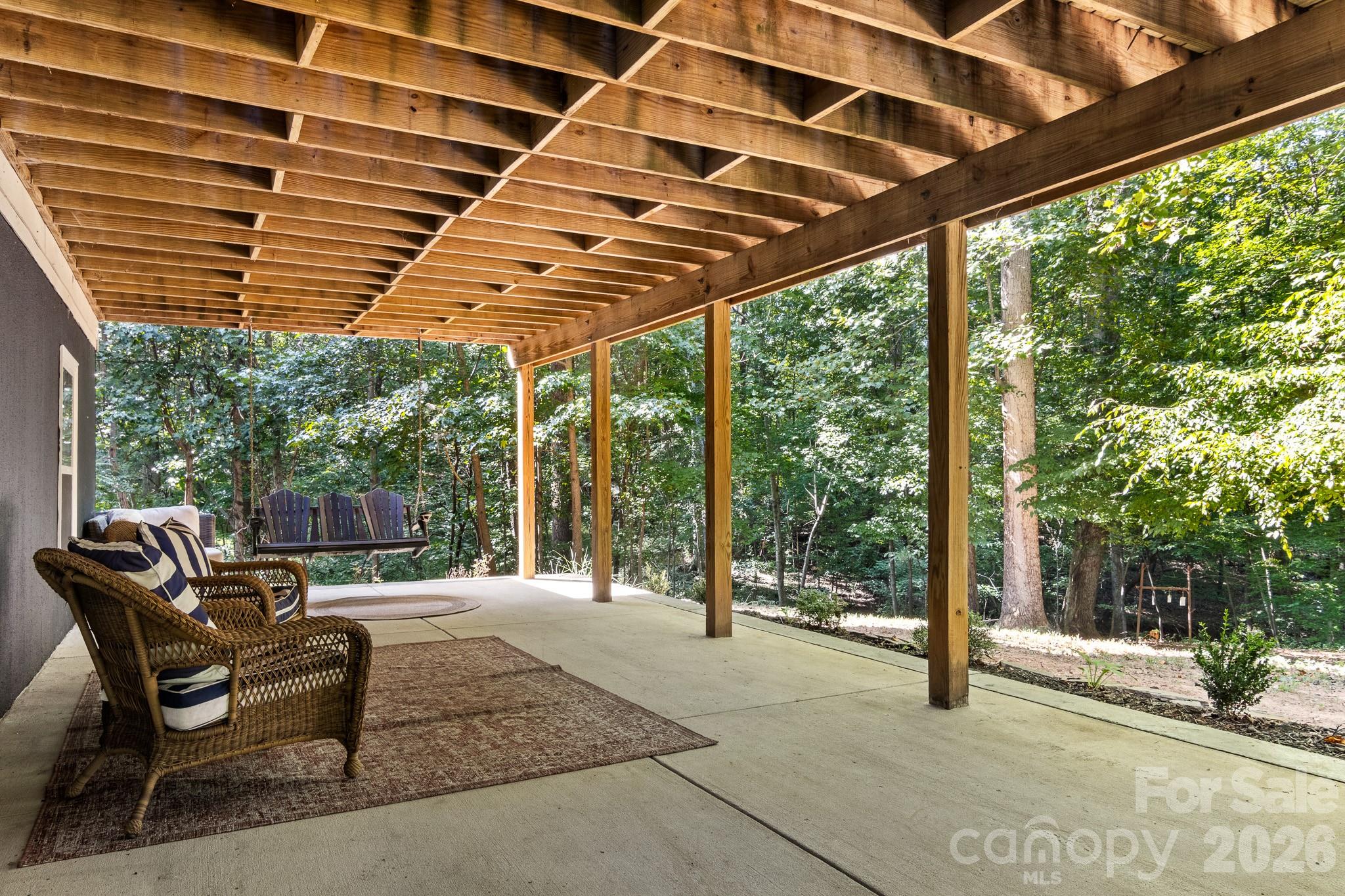 613 Perry Road — Troutman