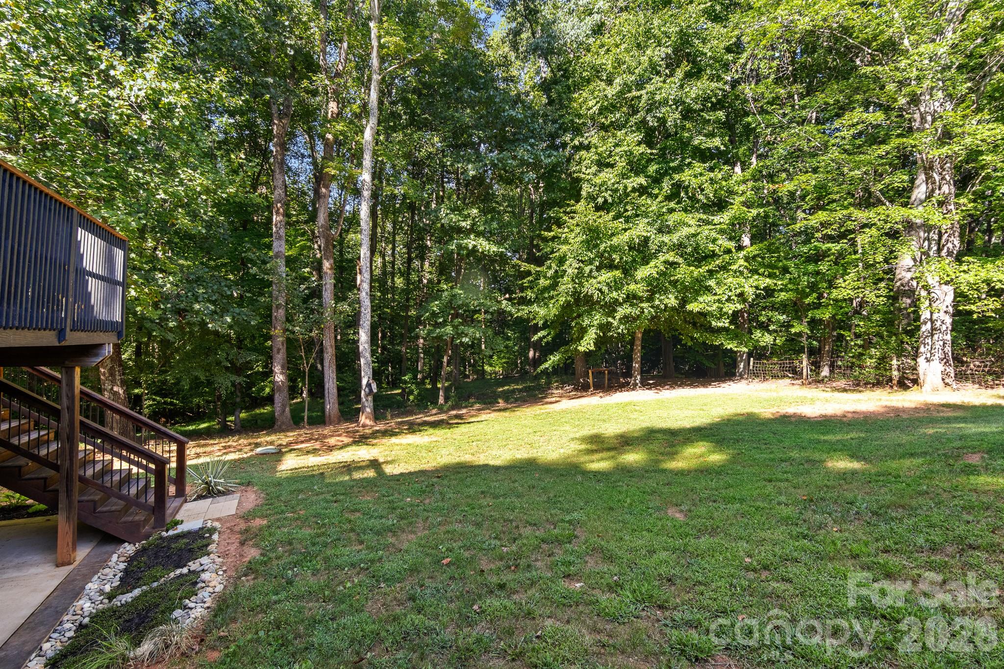 613 Perry Road — Troutman