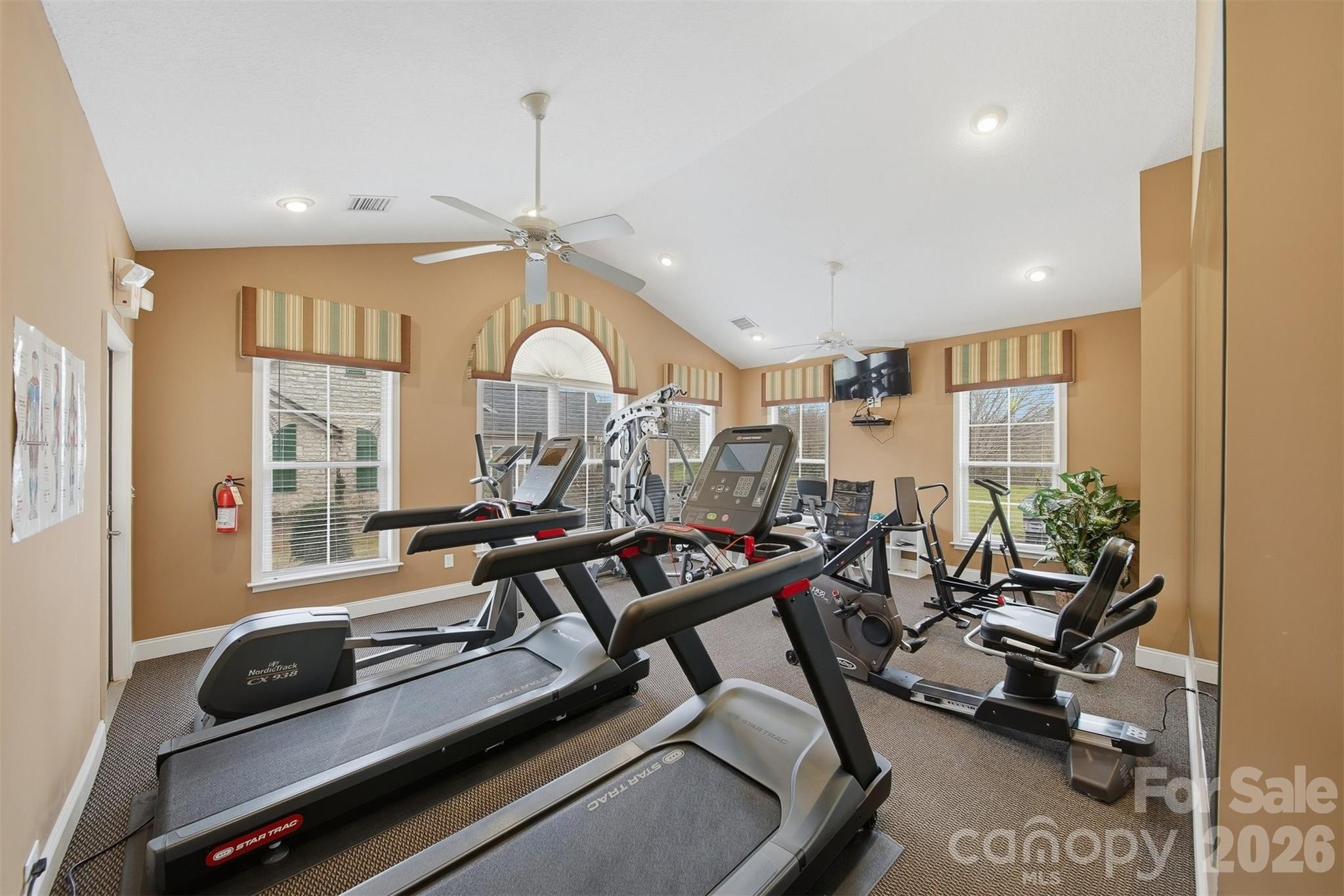 827D Wynnshire Drive #62 — Hickory