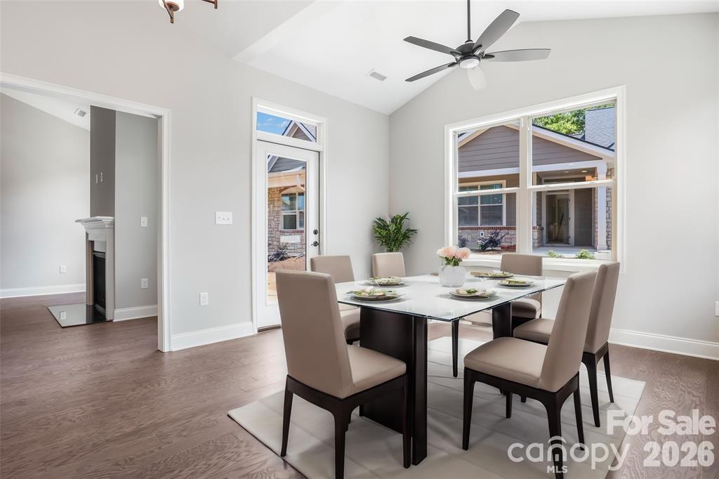 827D Wynnshire Drive #62 — Hickory