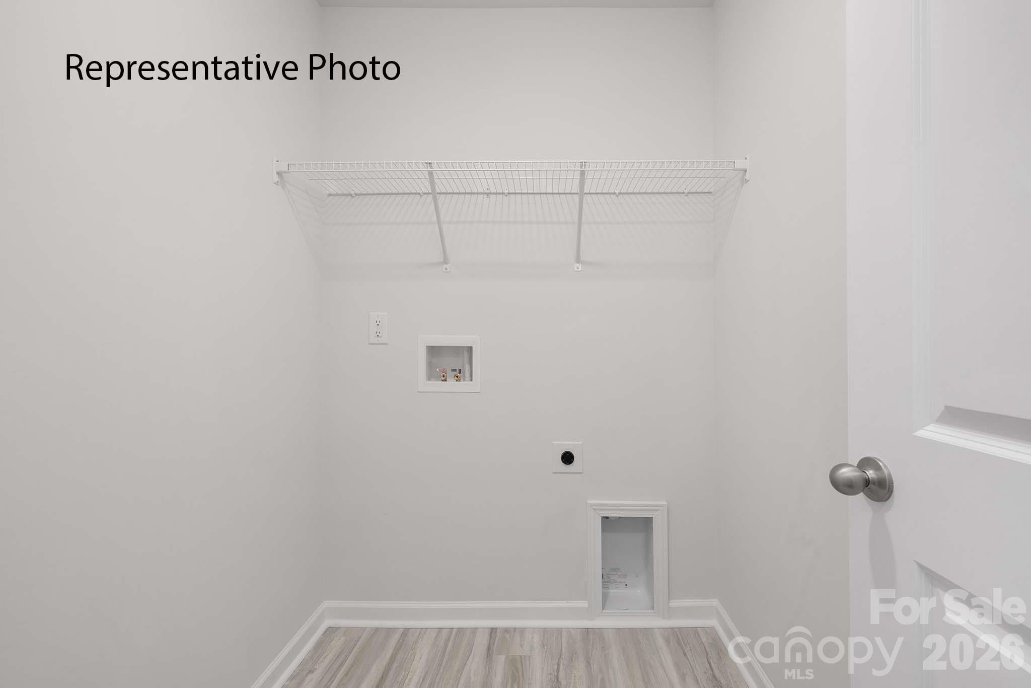 1417 Avila Street — Hickory