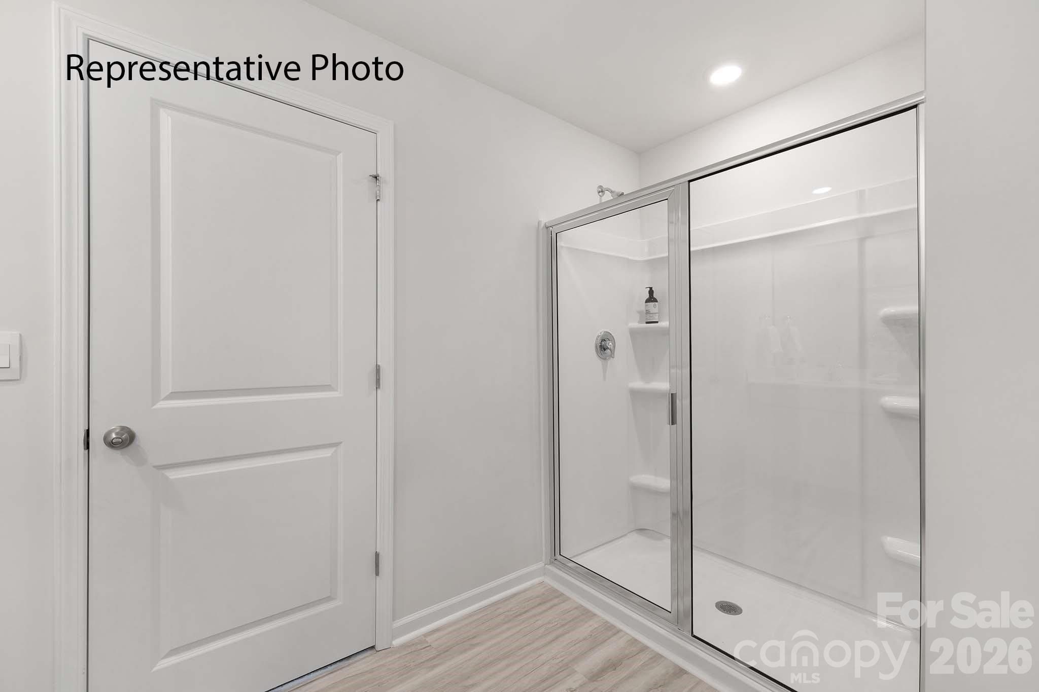 1417 Avila Street — Hickory