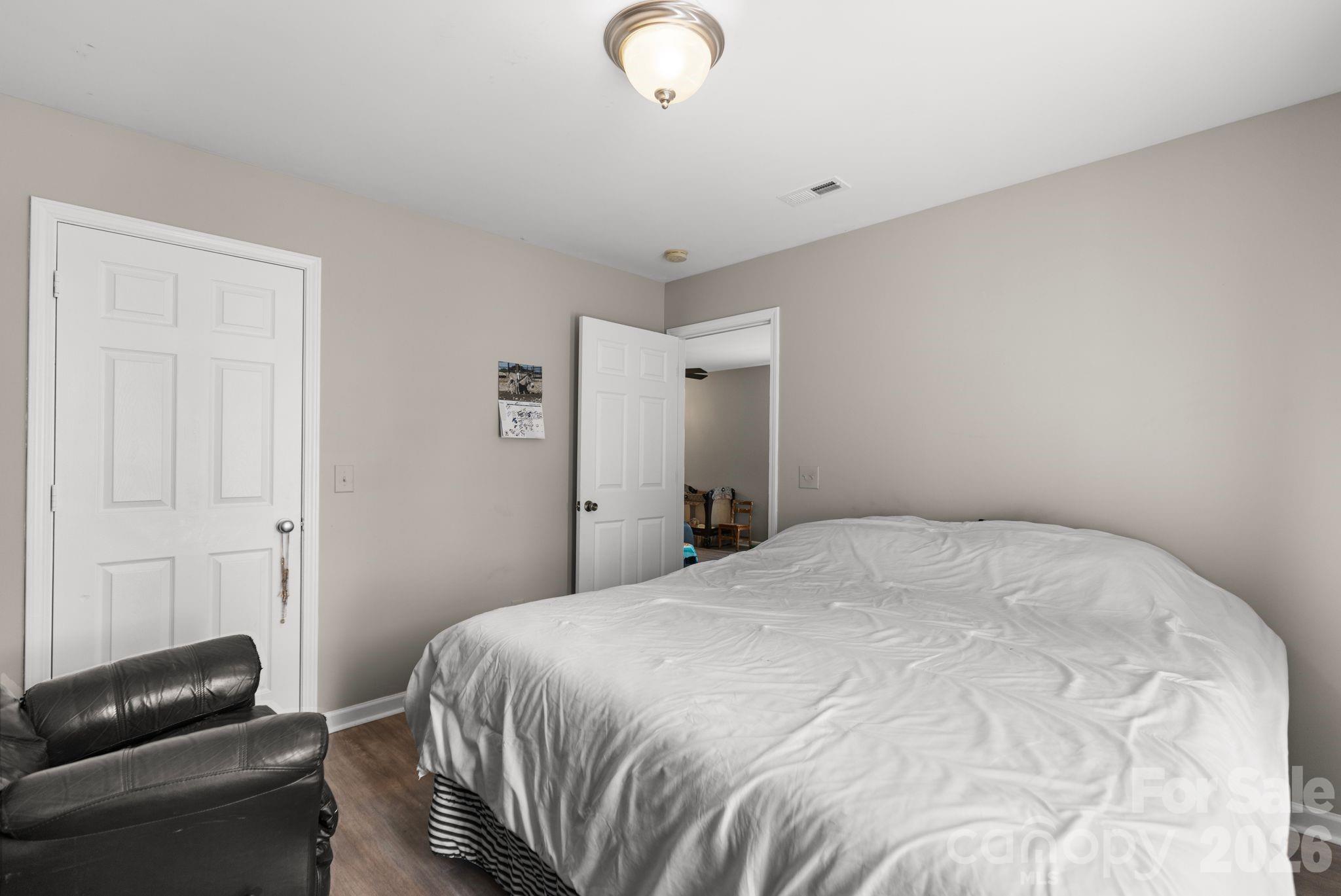 206 Oakland Avenue — Greer