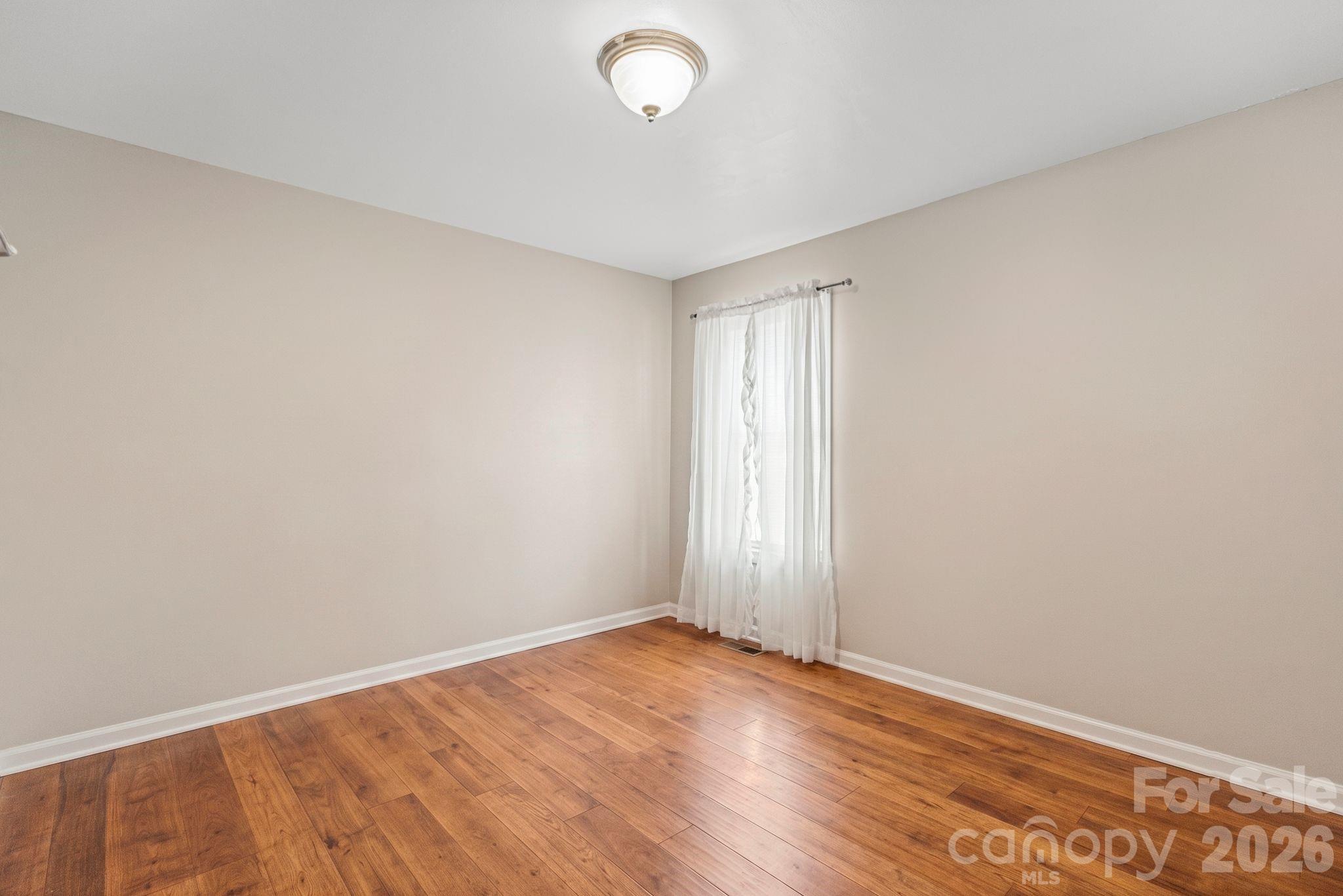 206 Oakland Avenue — Greer