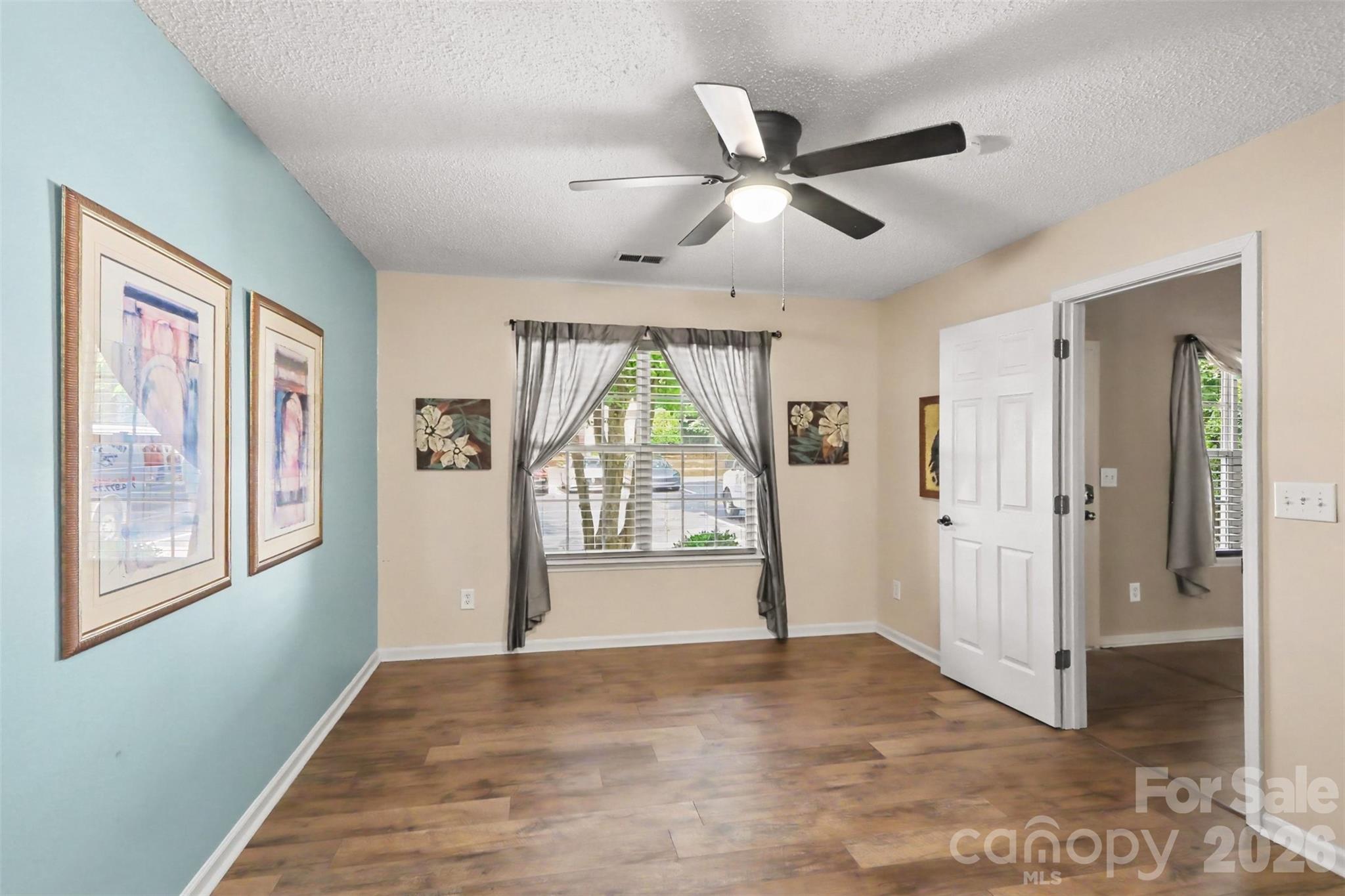 10150 Frosty Lane — Charlotte