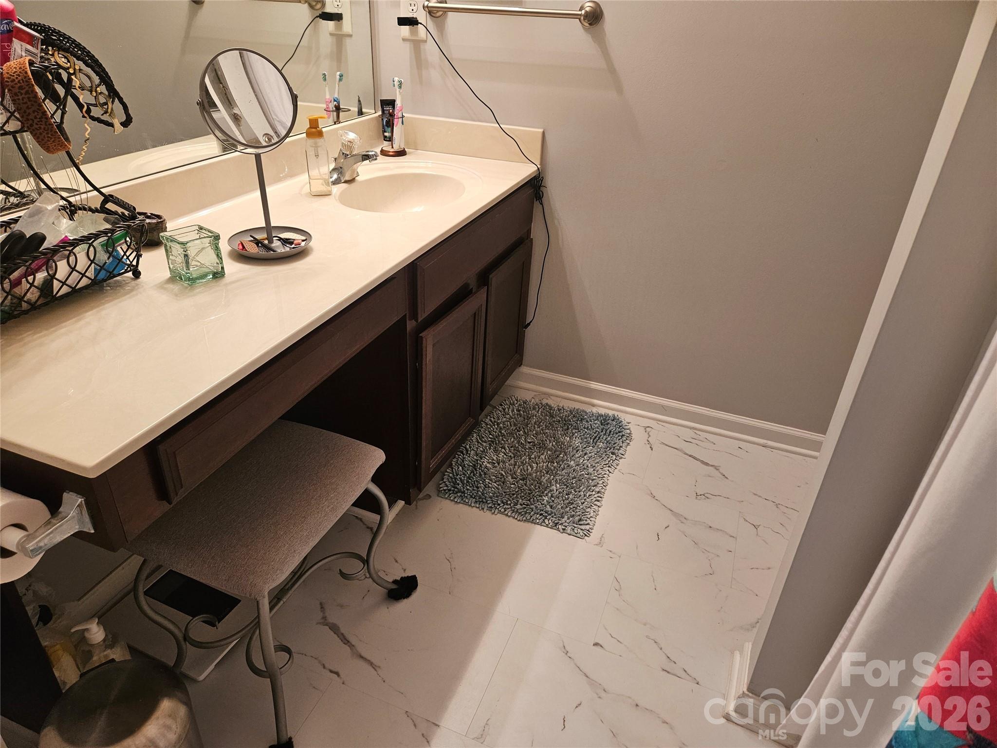 16931 Greenlawn Hills Court — Charlotte