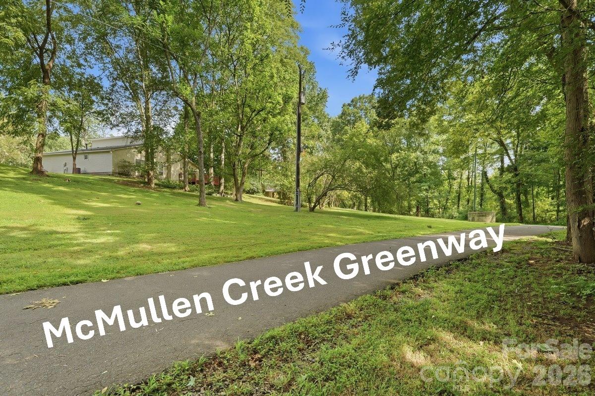326 Vista Grande Circle — Charlotte