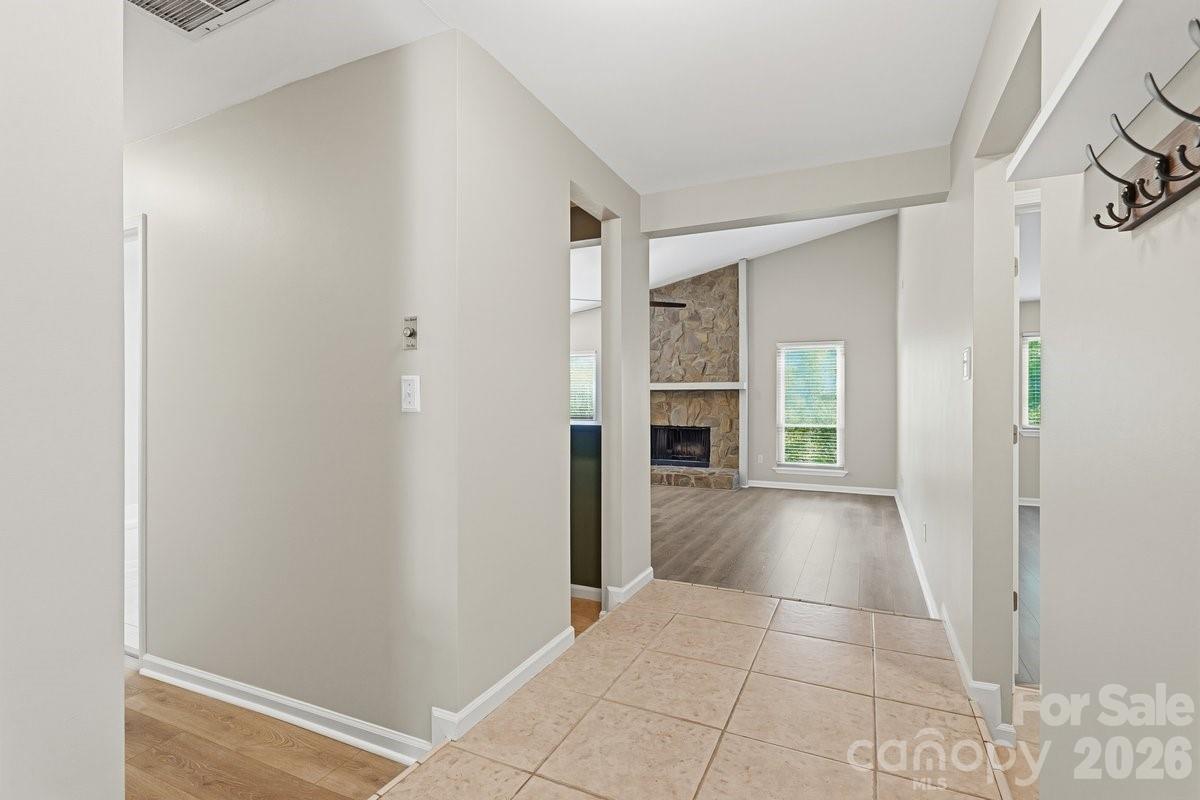 326 Vista Grande Circle — Charlotte