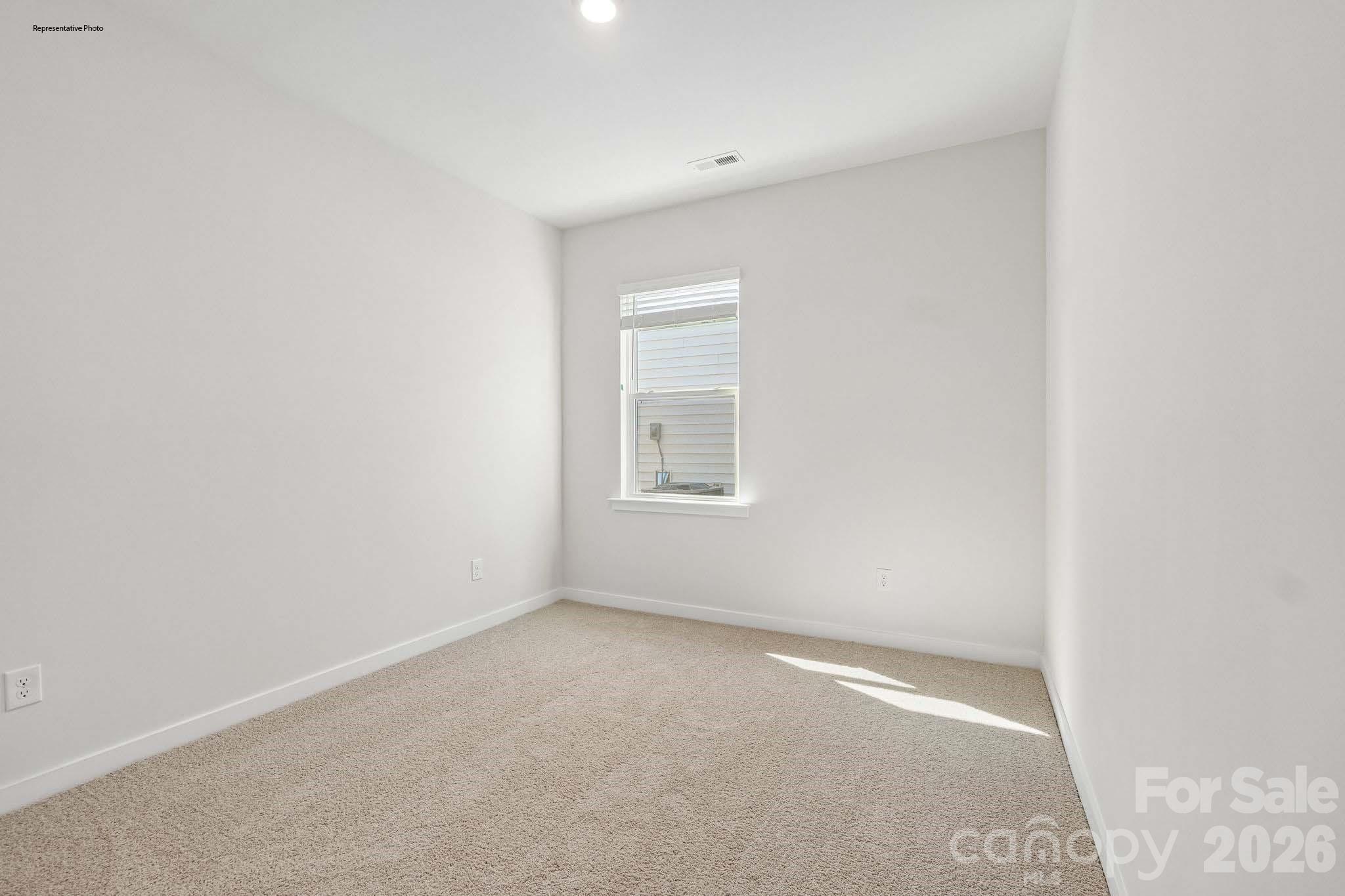 1413 Avila Street — Hickory