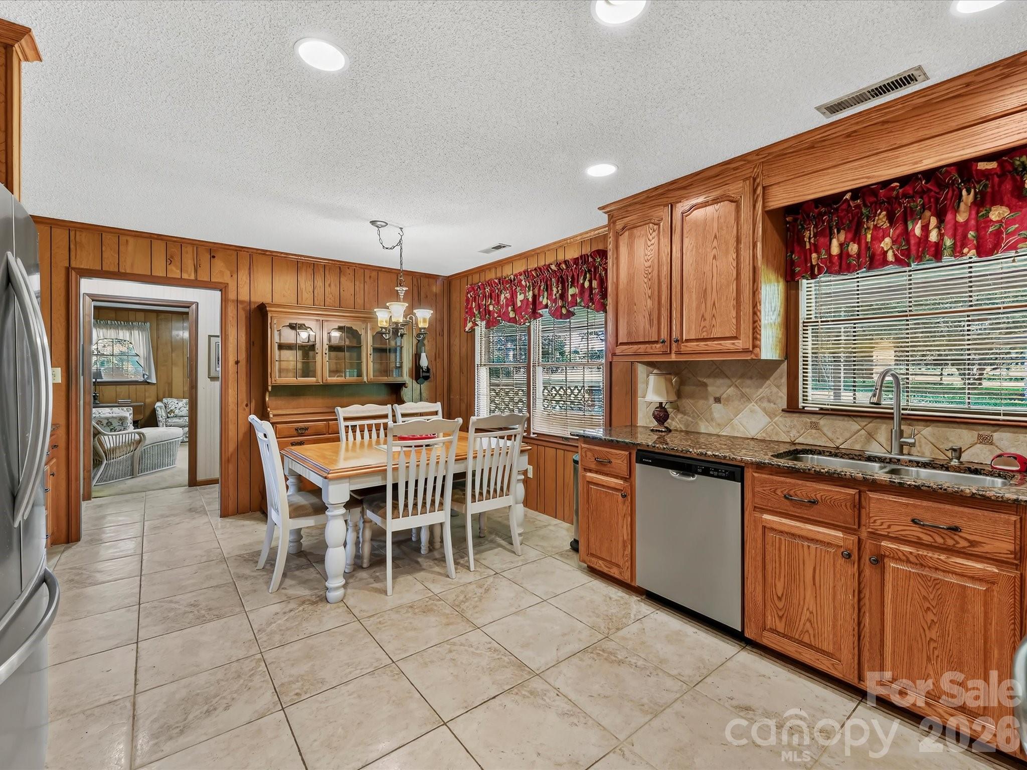 3320 Goldmine Road — Monroe