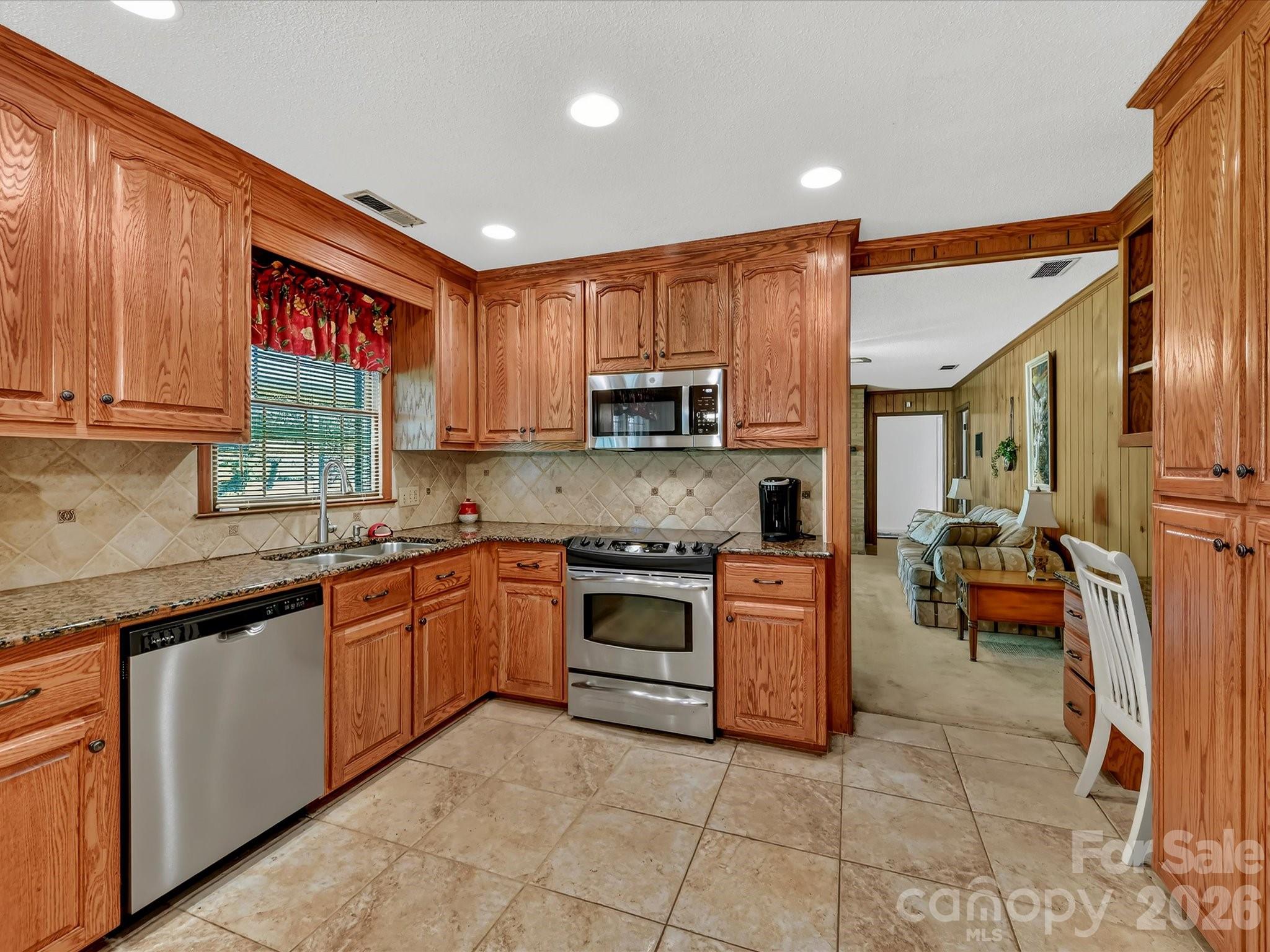 3320 Goldmine Road — Monroe