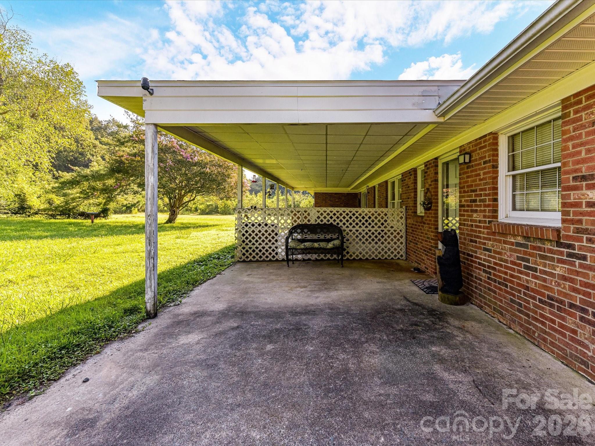 3320 Goldmine Road — Monroe