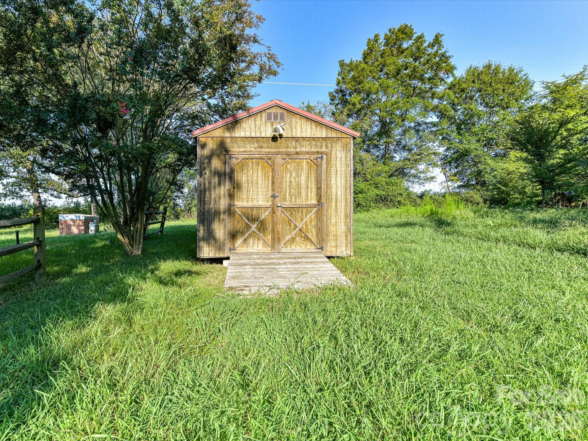 3320 Goldmine Road — Monroe
