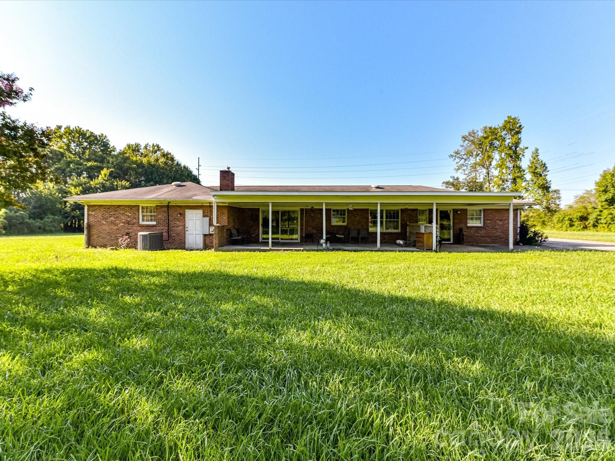 3320 Goldmine Road — Monroe