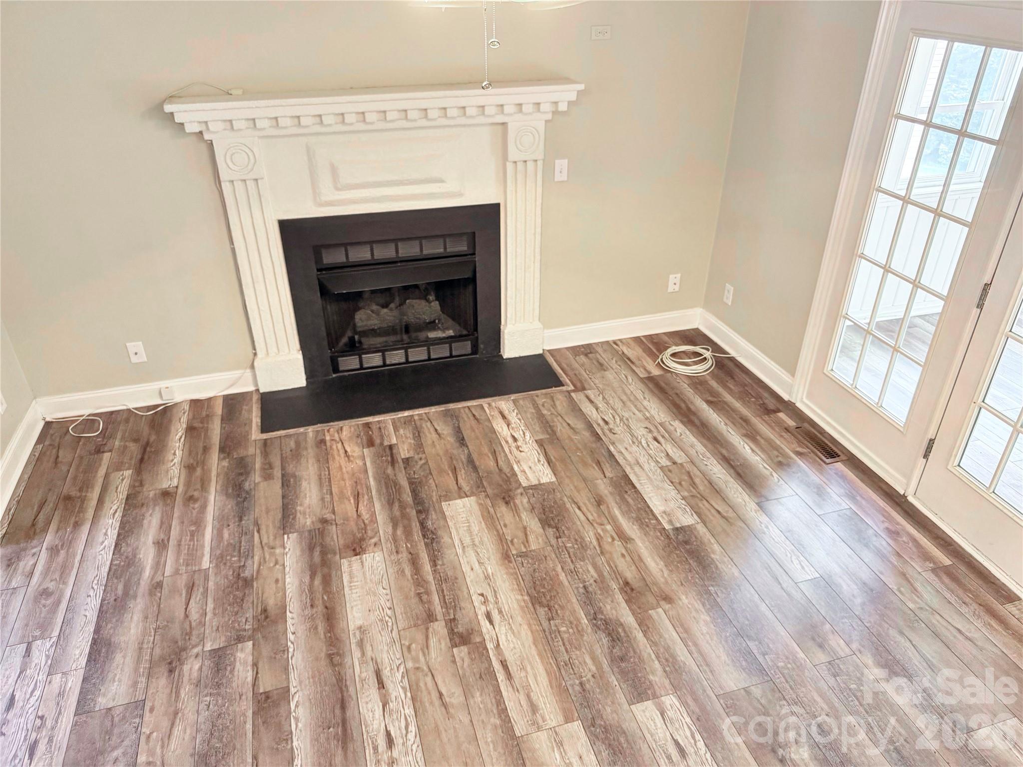 7605 Keating Drive — Oak Ridge
