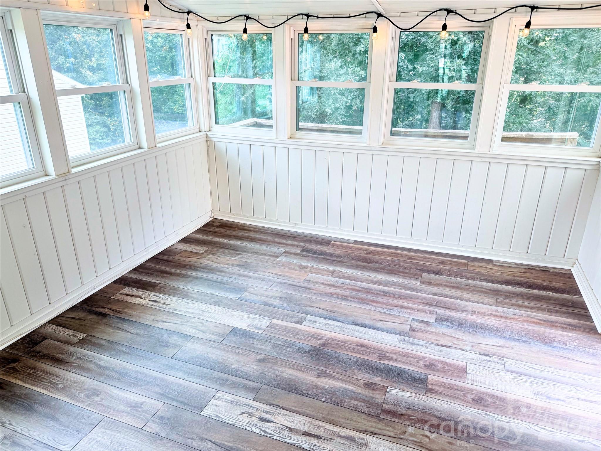 7605 Keating Drive — Oak Ridge
