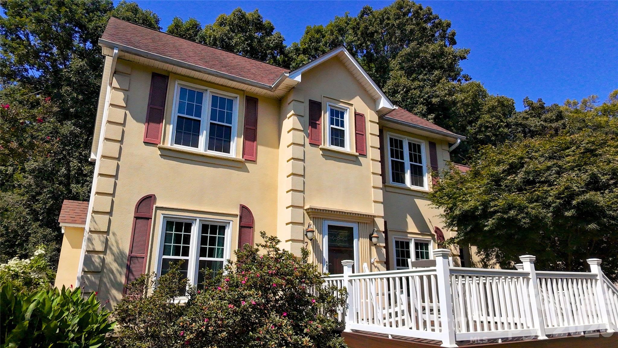 7605 Keating Drive — Oak Ridge