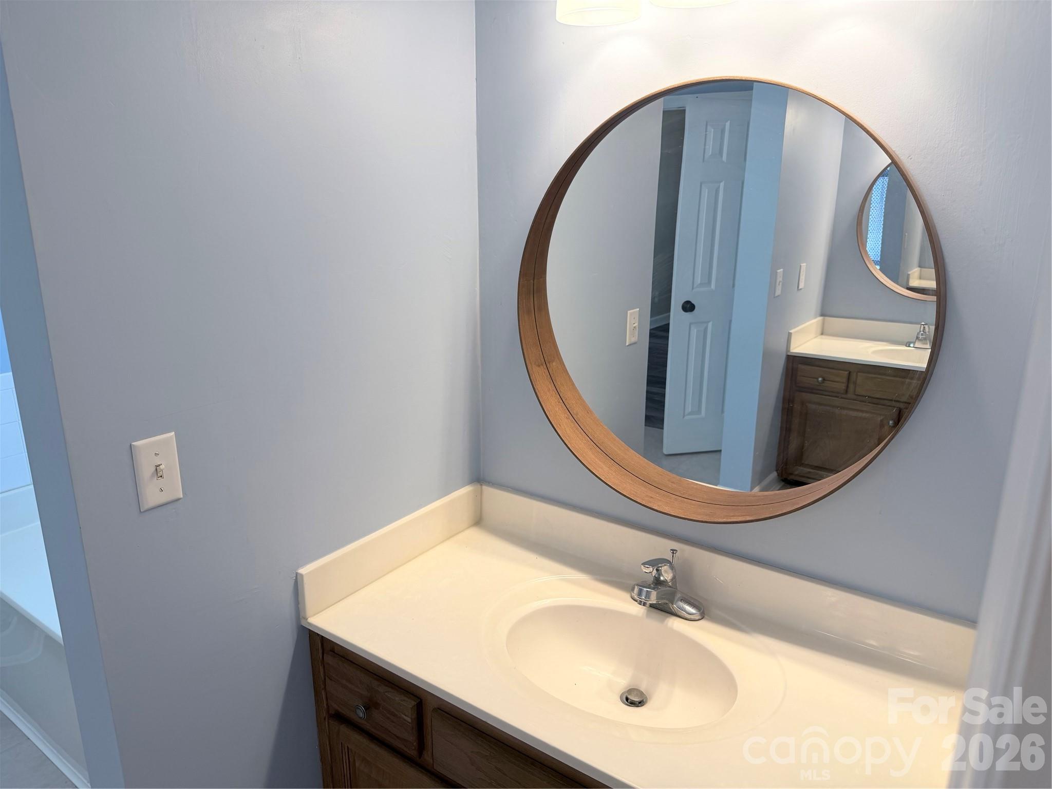 7605 Keating Drive — Oak Ridge