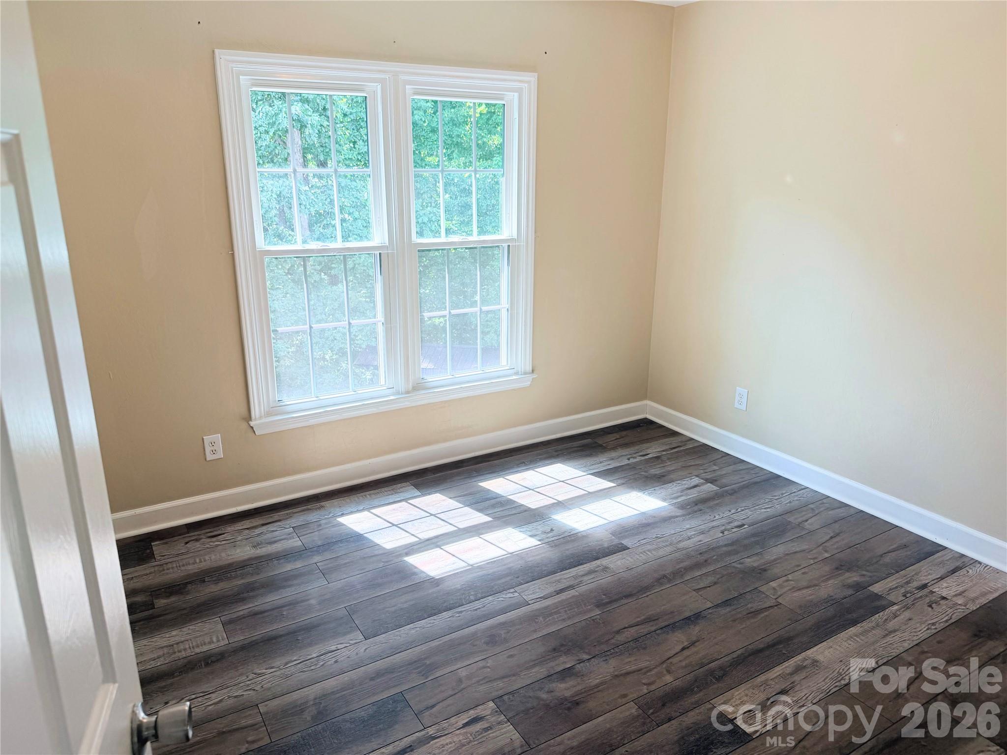 7605 Keating Drive — Oak Ridge