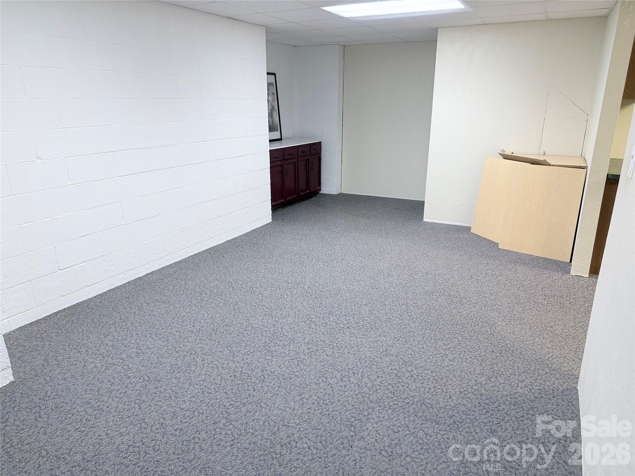 7605 Keating Drive — Oak Ridge