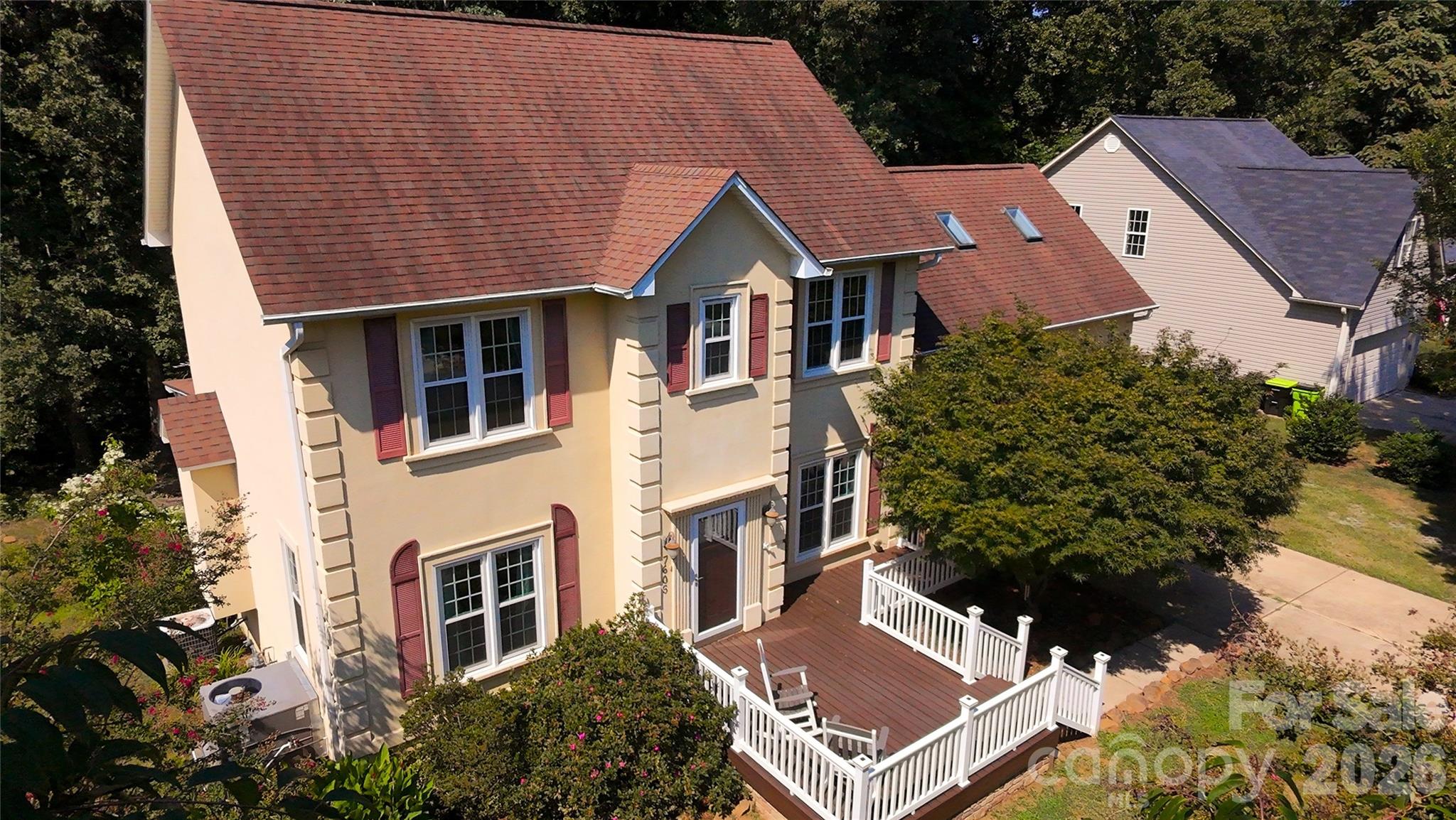 7605 Keating Drive — Oak Ridge