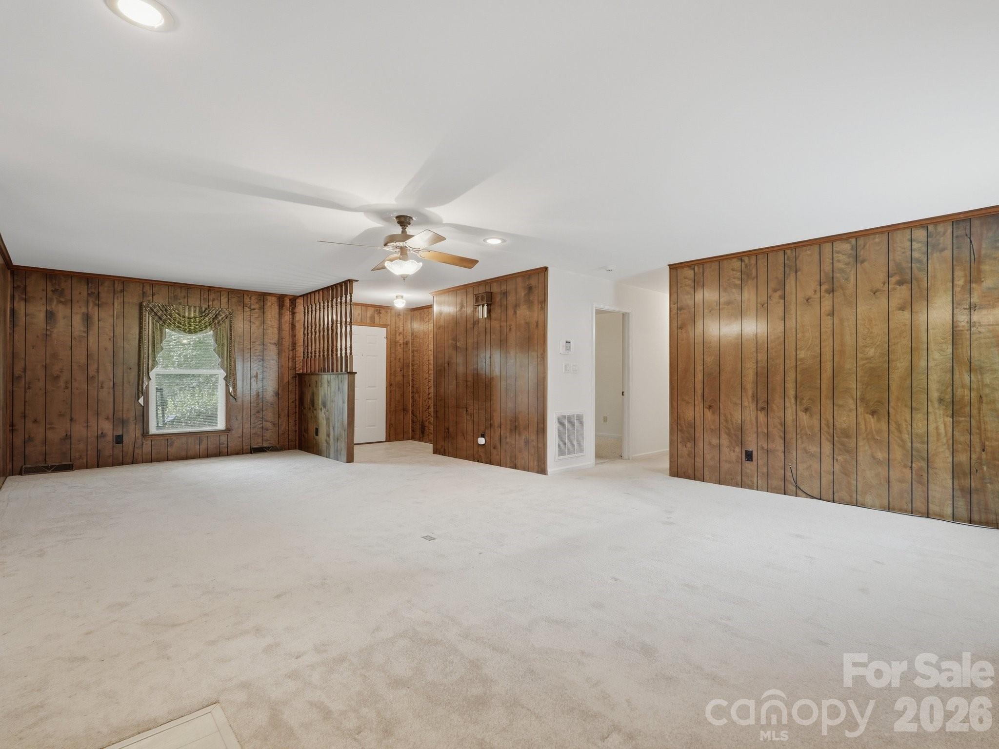 1807 NW Alamance Drive #103 — Concord