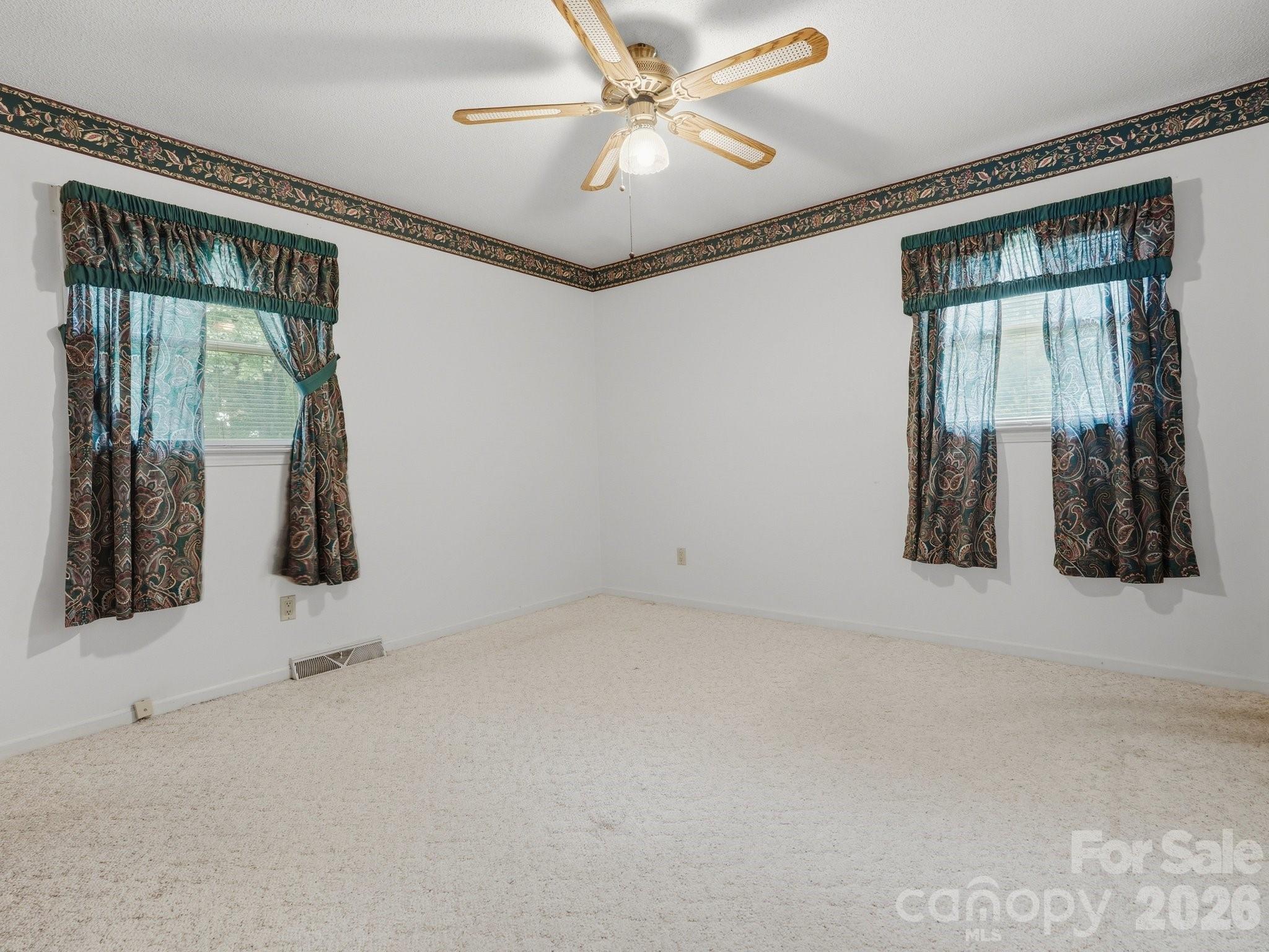 1807 NW Alamance Drive #103 — Concord