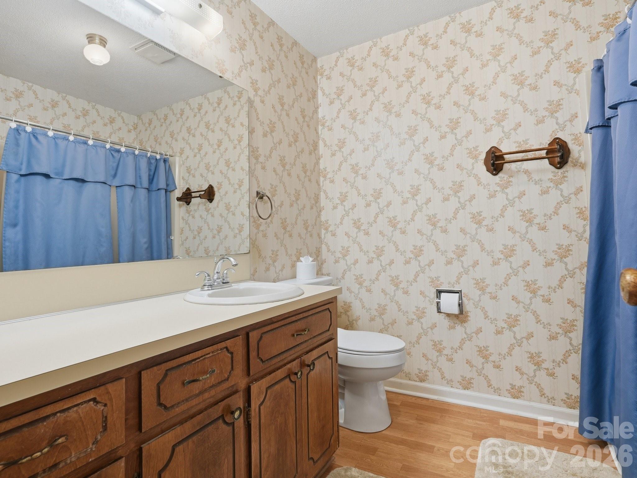 1807 NW Alamance Drive #103 — Concord