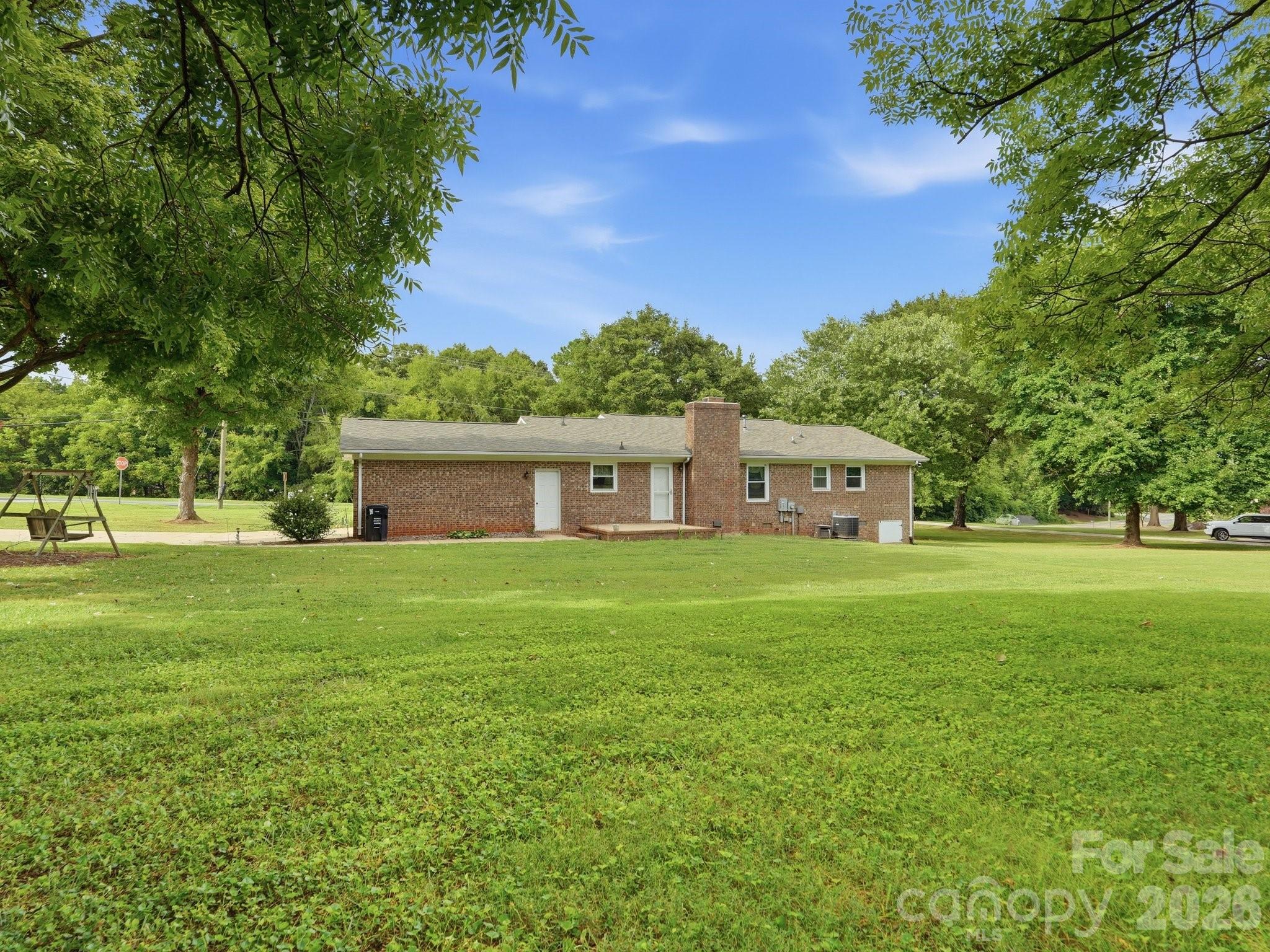 1807 NW Alamance Drive #103 — Concord